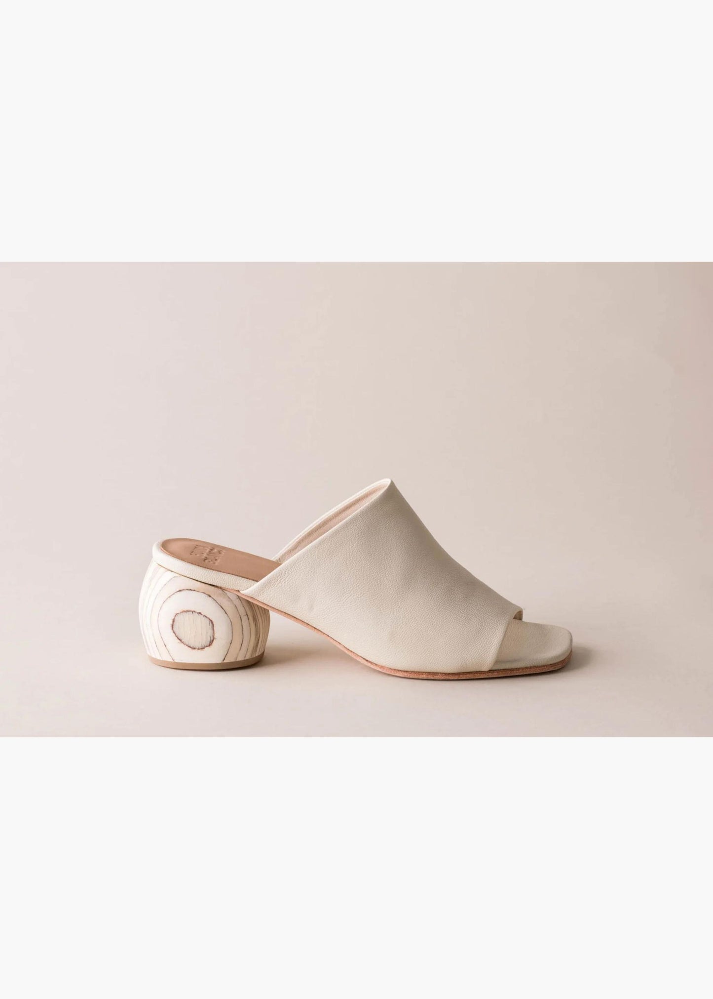 Milla mule, bone