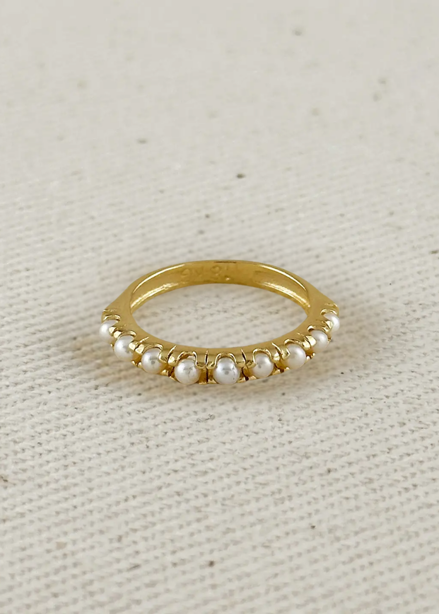 Pearl band ring