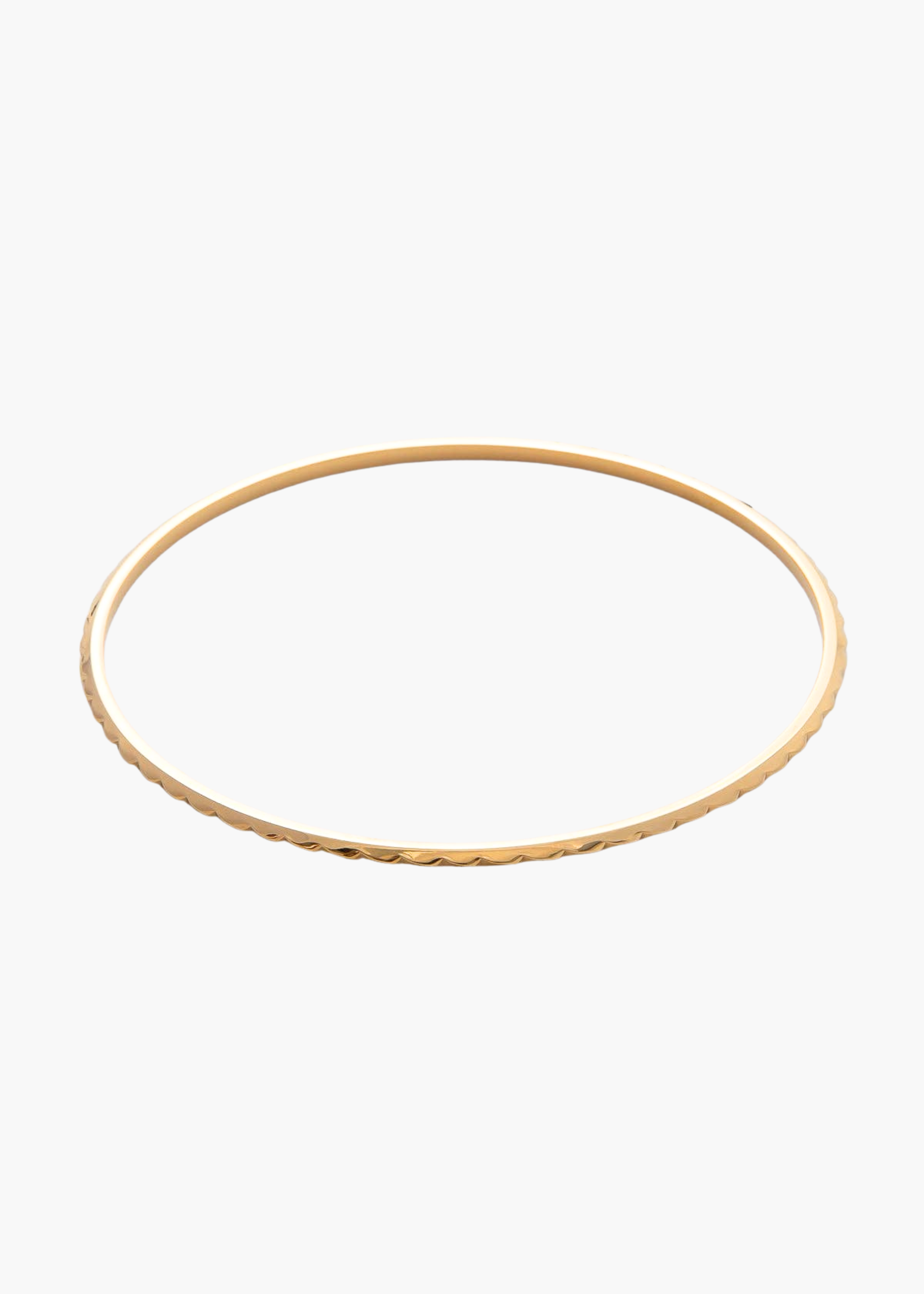 Thin edged geometric bangle