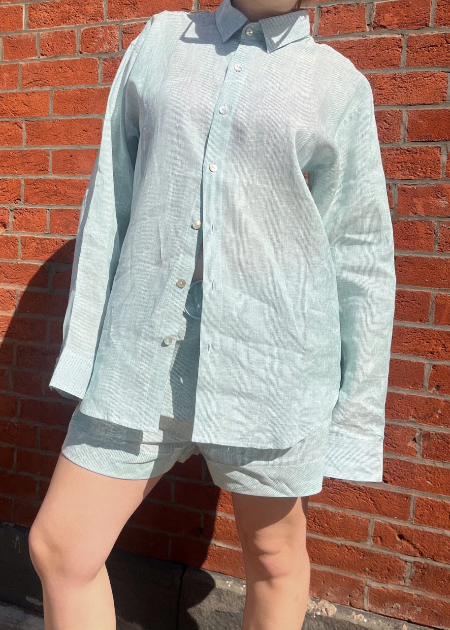 Oversized button down, green stripe