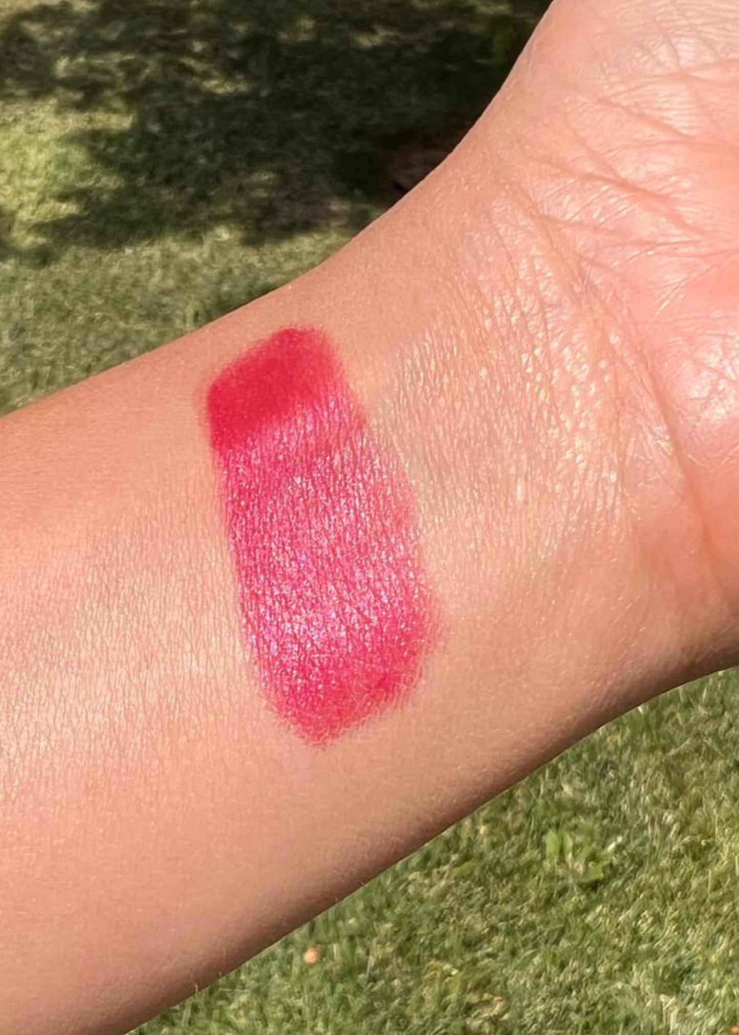 Color cream multi-stick, attitude