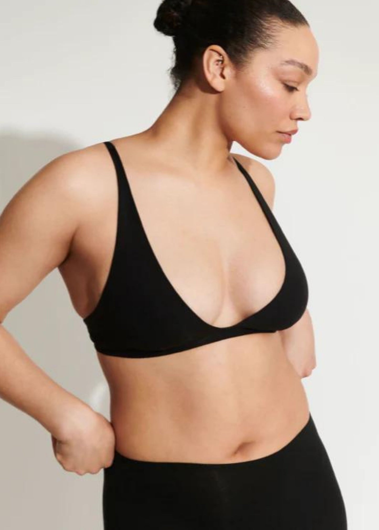 Gaia bralette, black