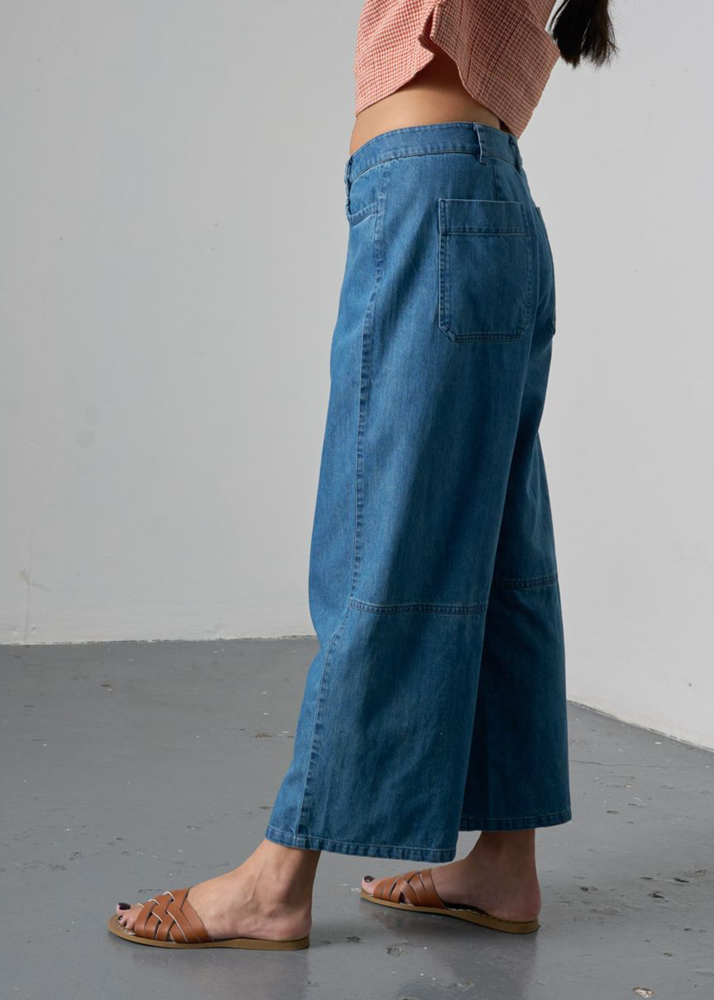 Alicia barrel leg trousers