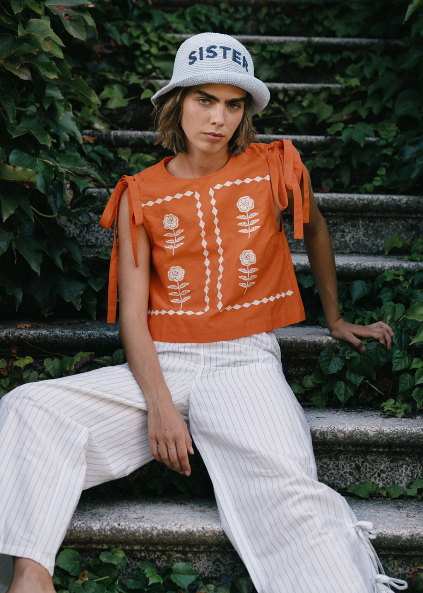 Striped elasticated pants
