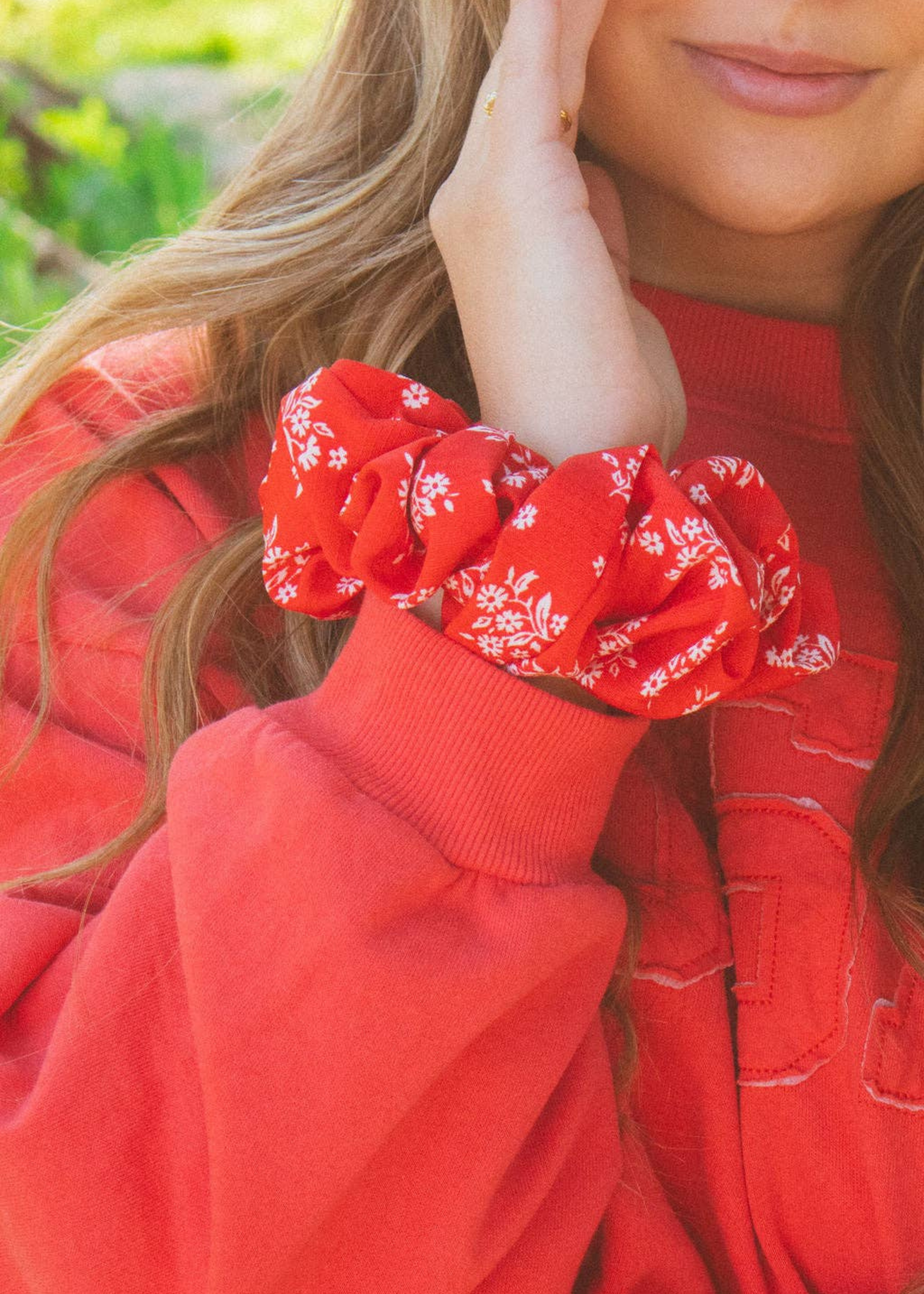 Azalea jumbo scrunchie