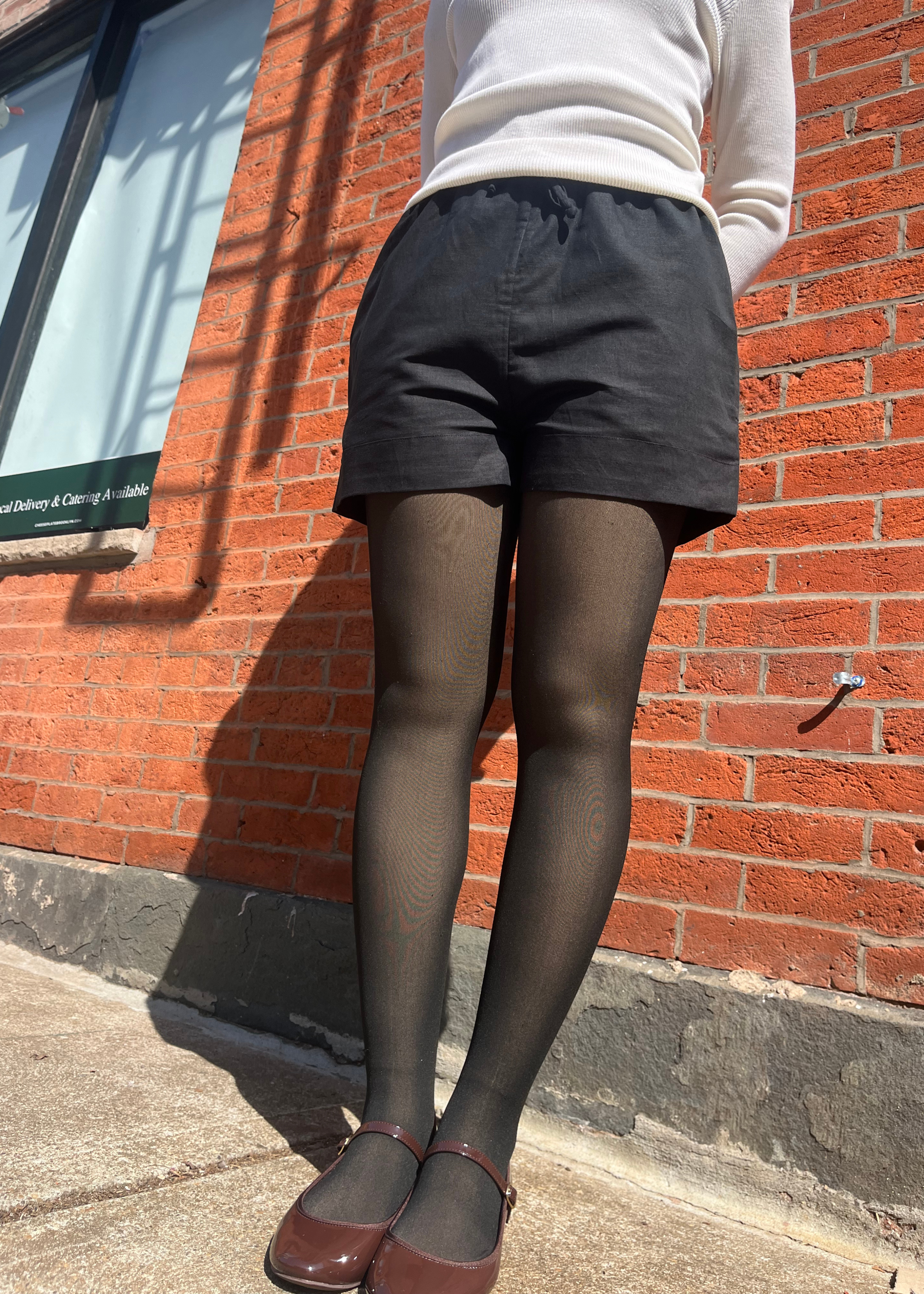 Drawstring short, black