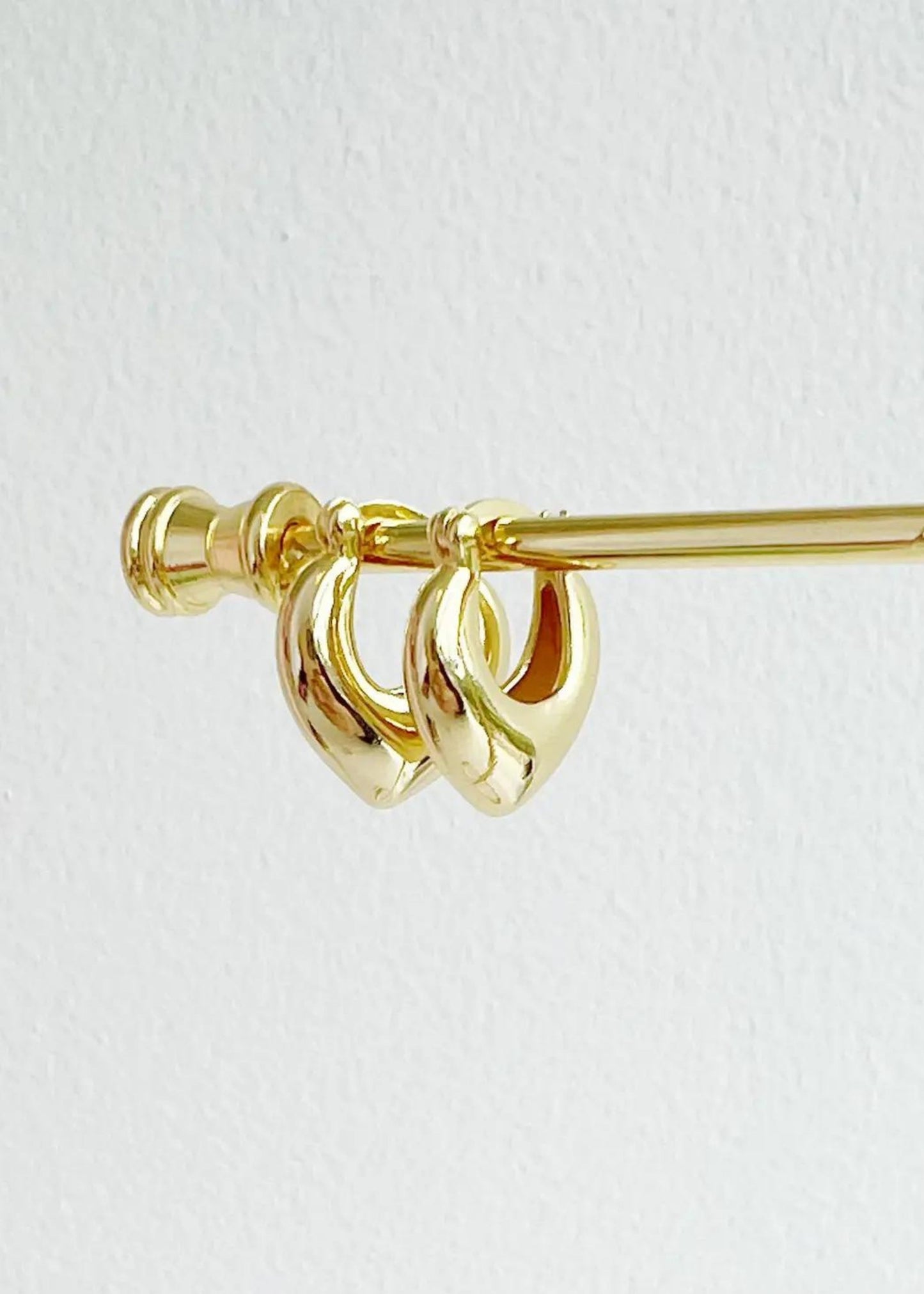 Heartthrob earrings