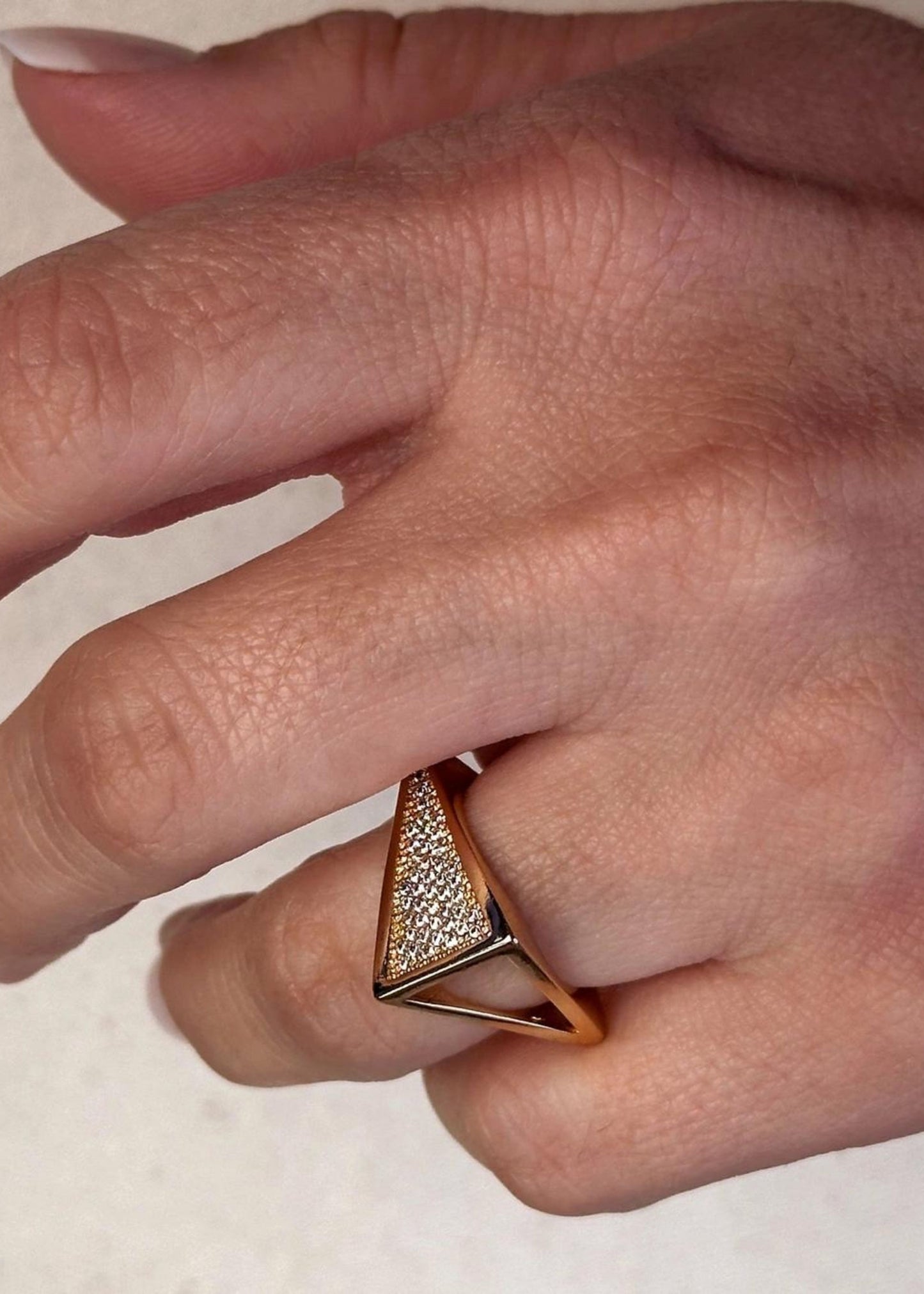 Geometric ring