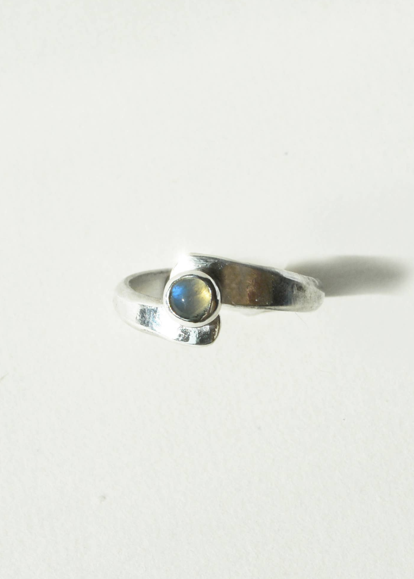 Silver moonstone ring