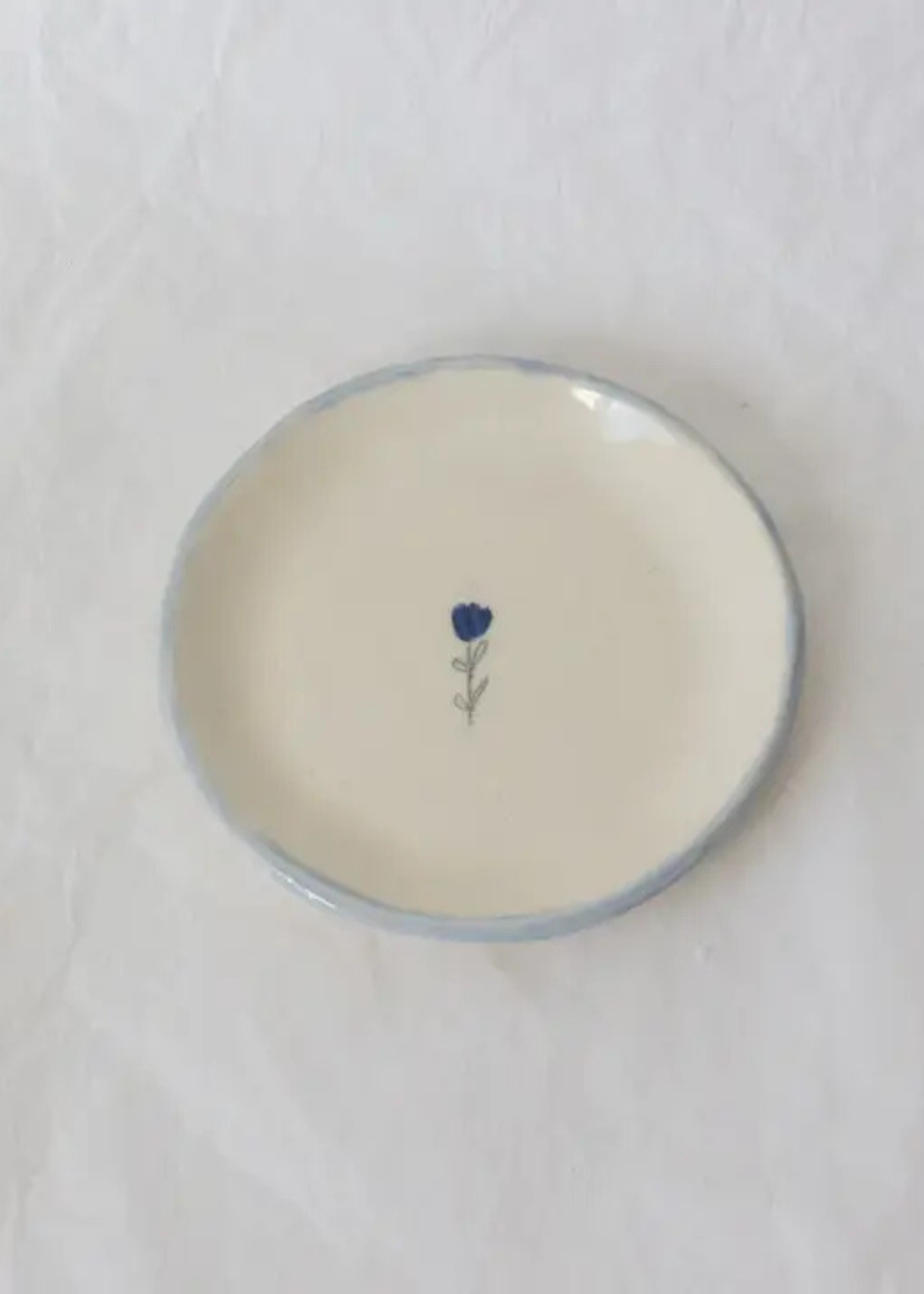 Periwinkle tulip ring dish