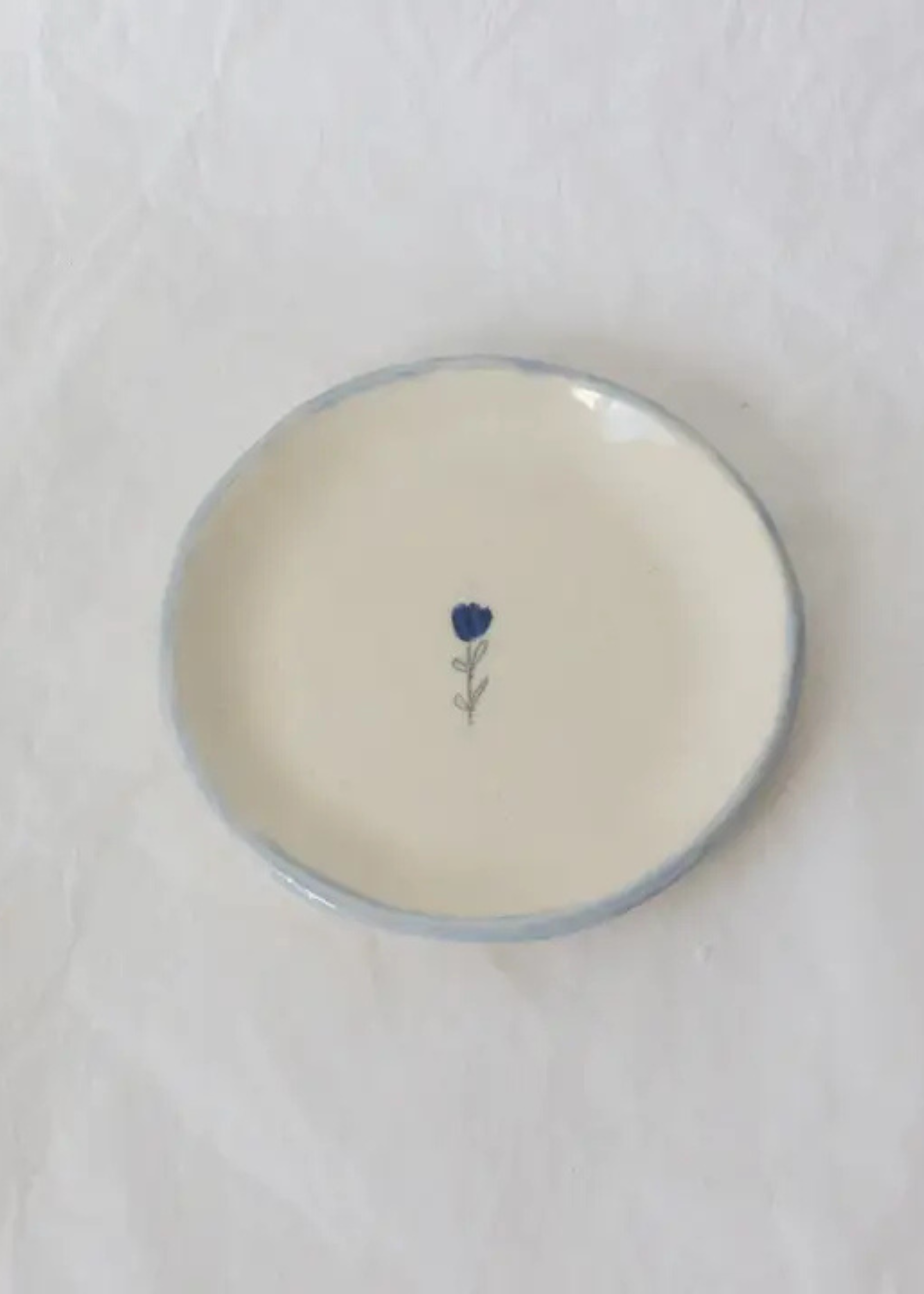 Periwinkle tulip ring dish