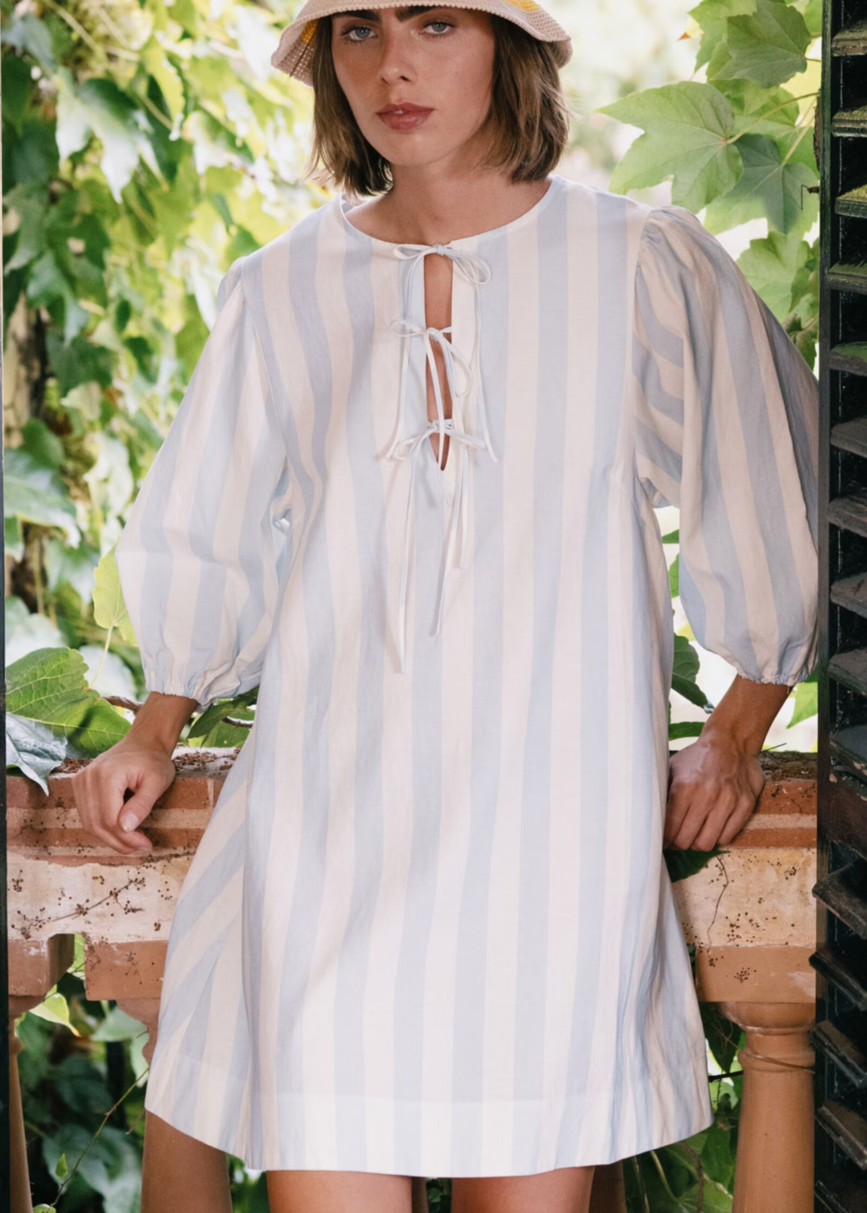 Wide stripes puff sleeves dress