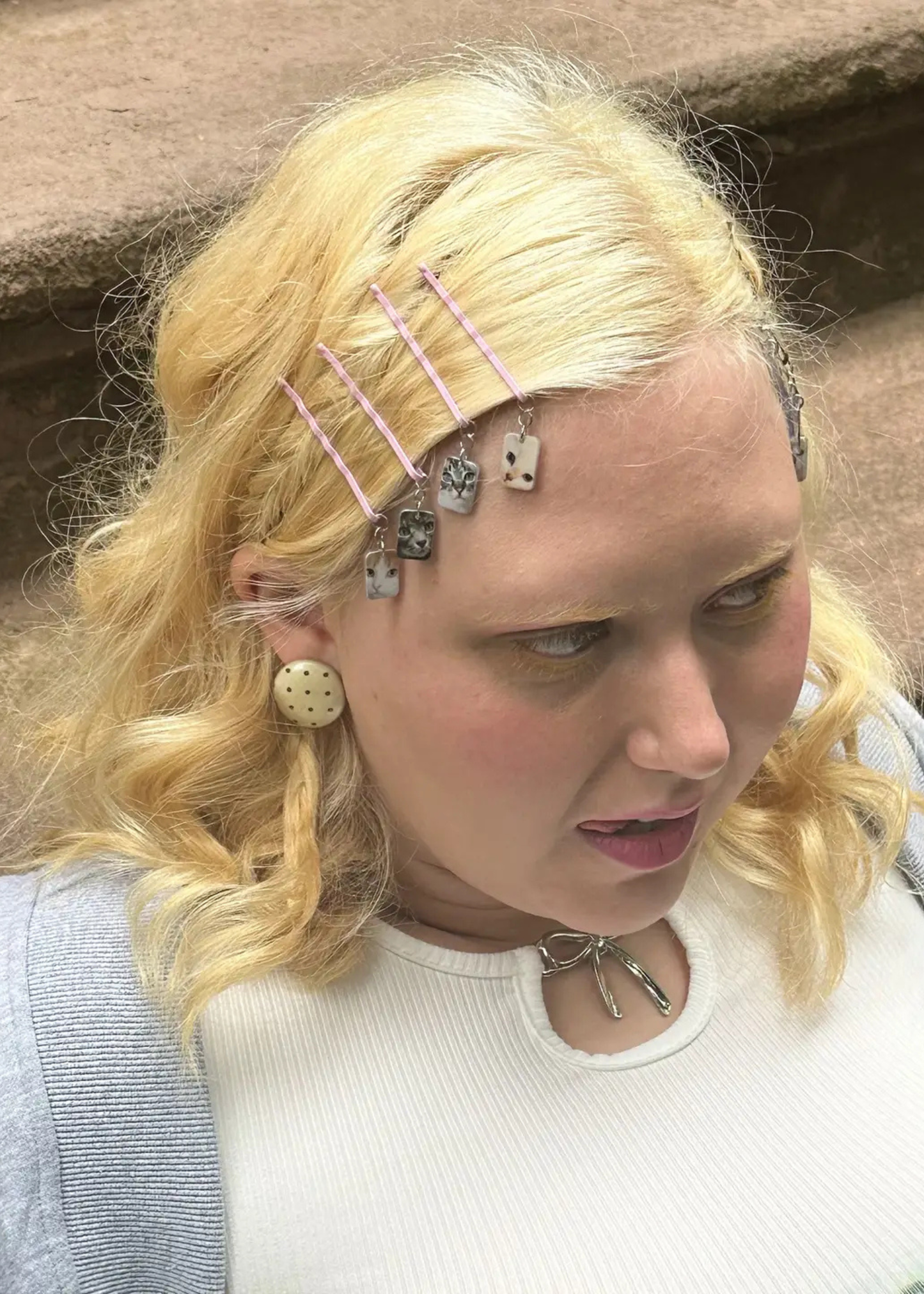 Kitty bobby pins