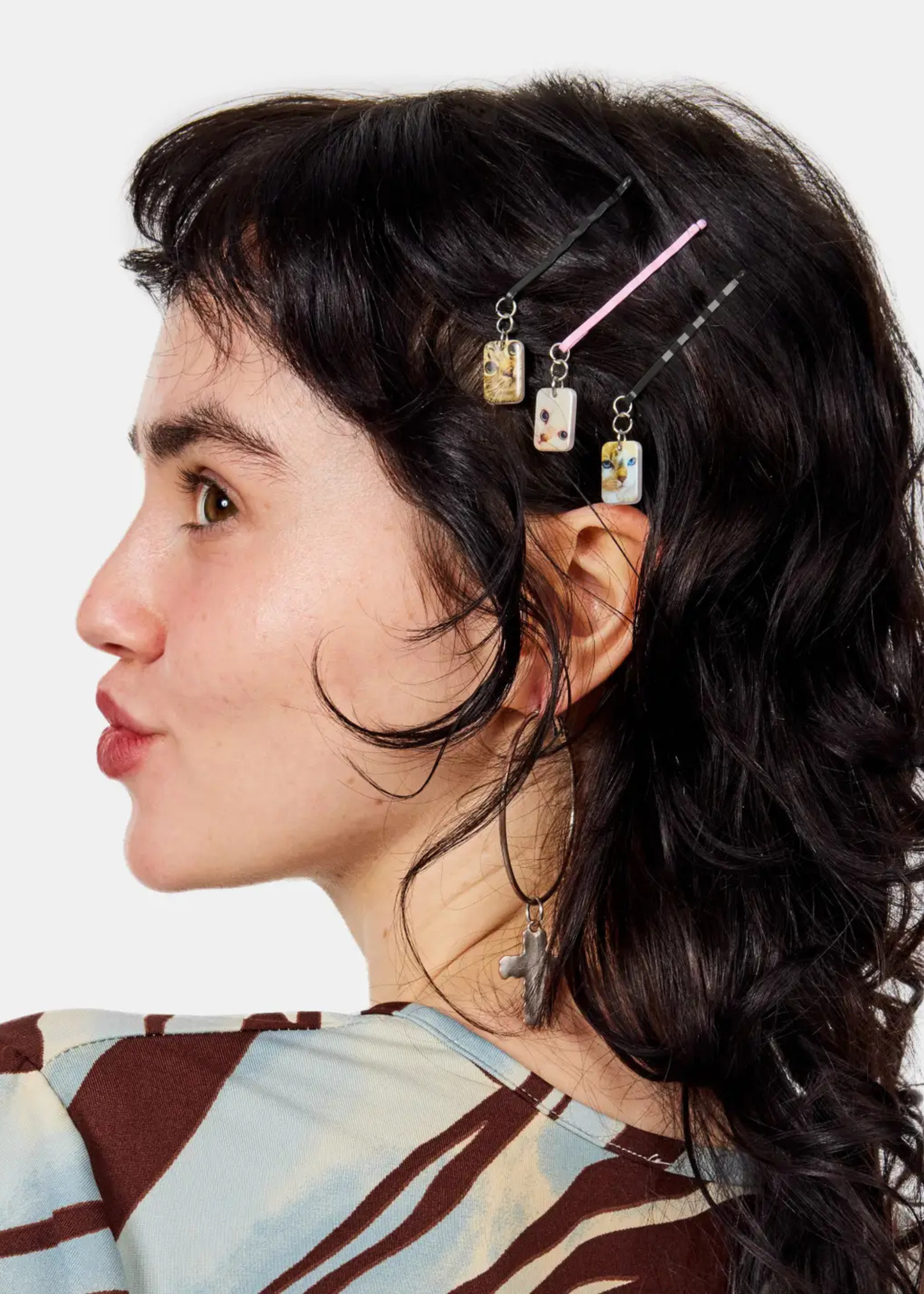Kitty bobby pins