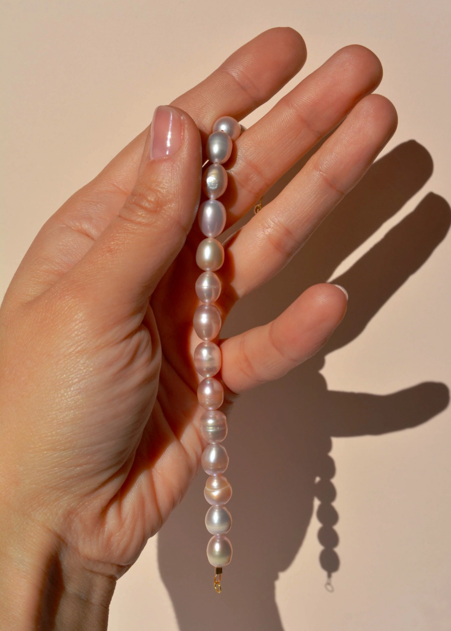 Blush pearl bracelet