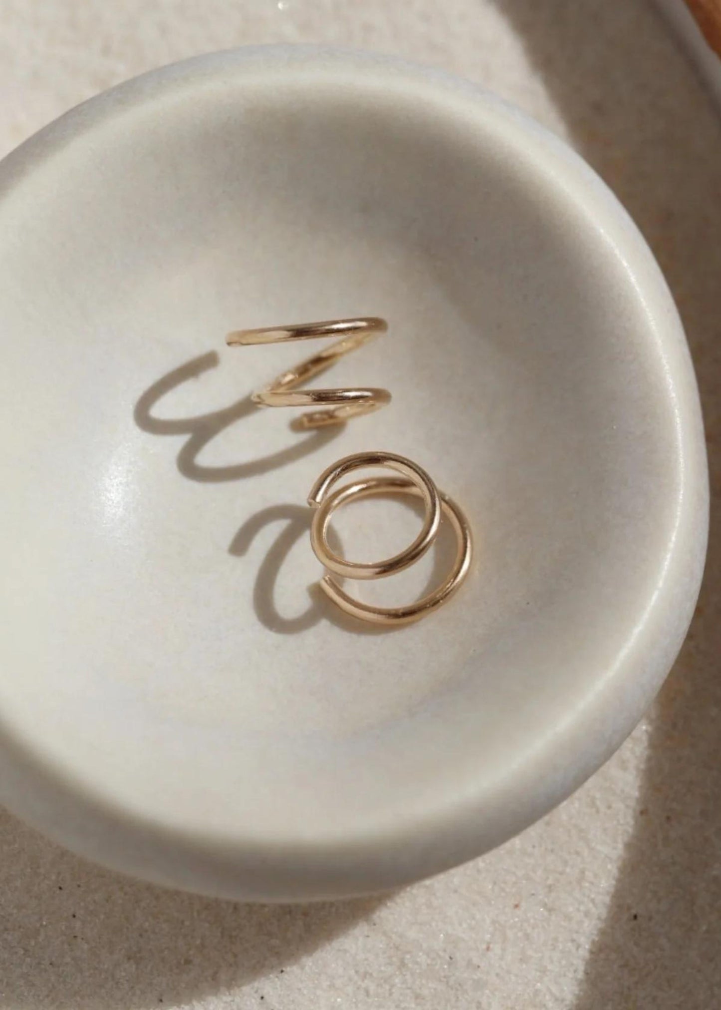 Mini double hoop twists