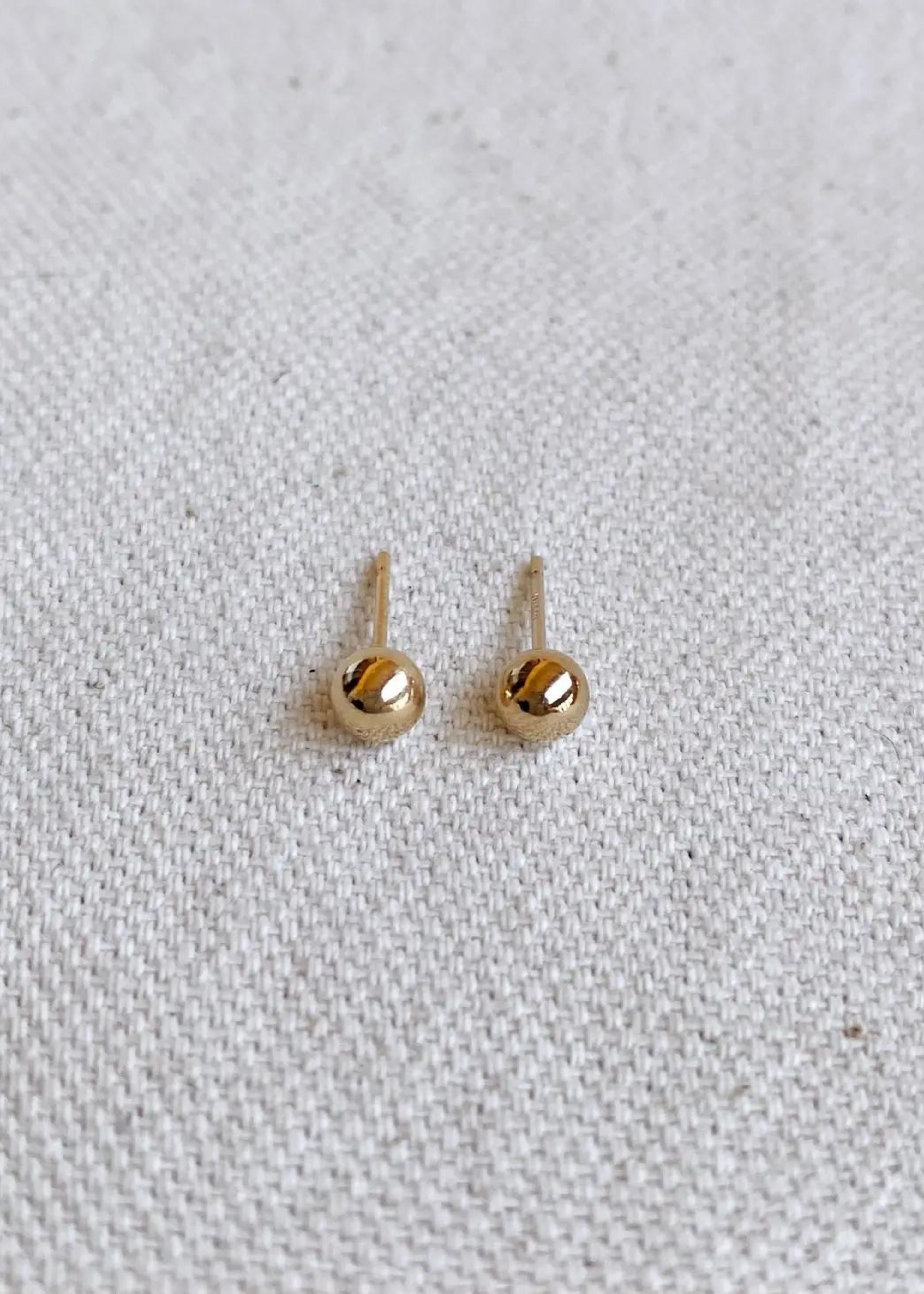 Le soleil studs