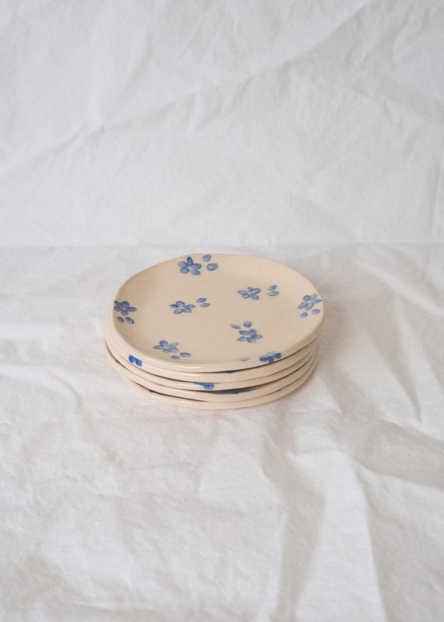Forget me not ring dish, blue