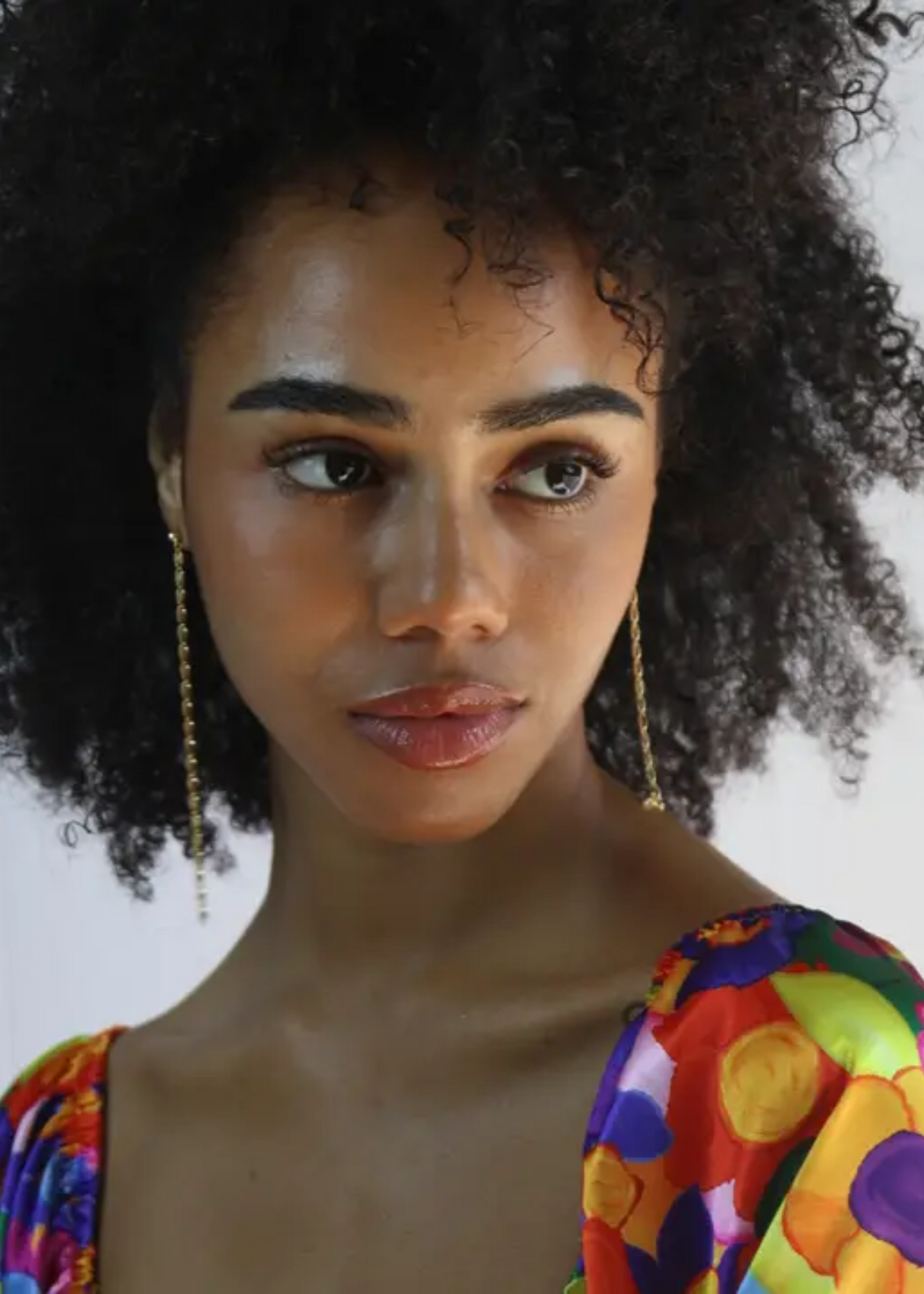 Detailed chain drop earrings