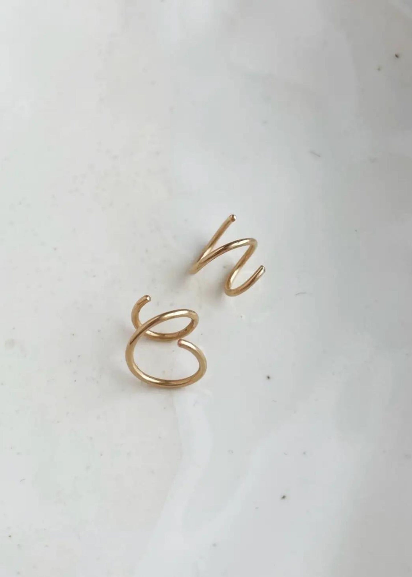 Mini double hoop twists