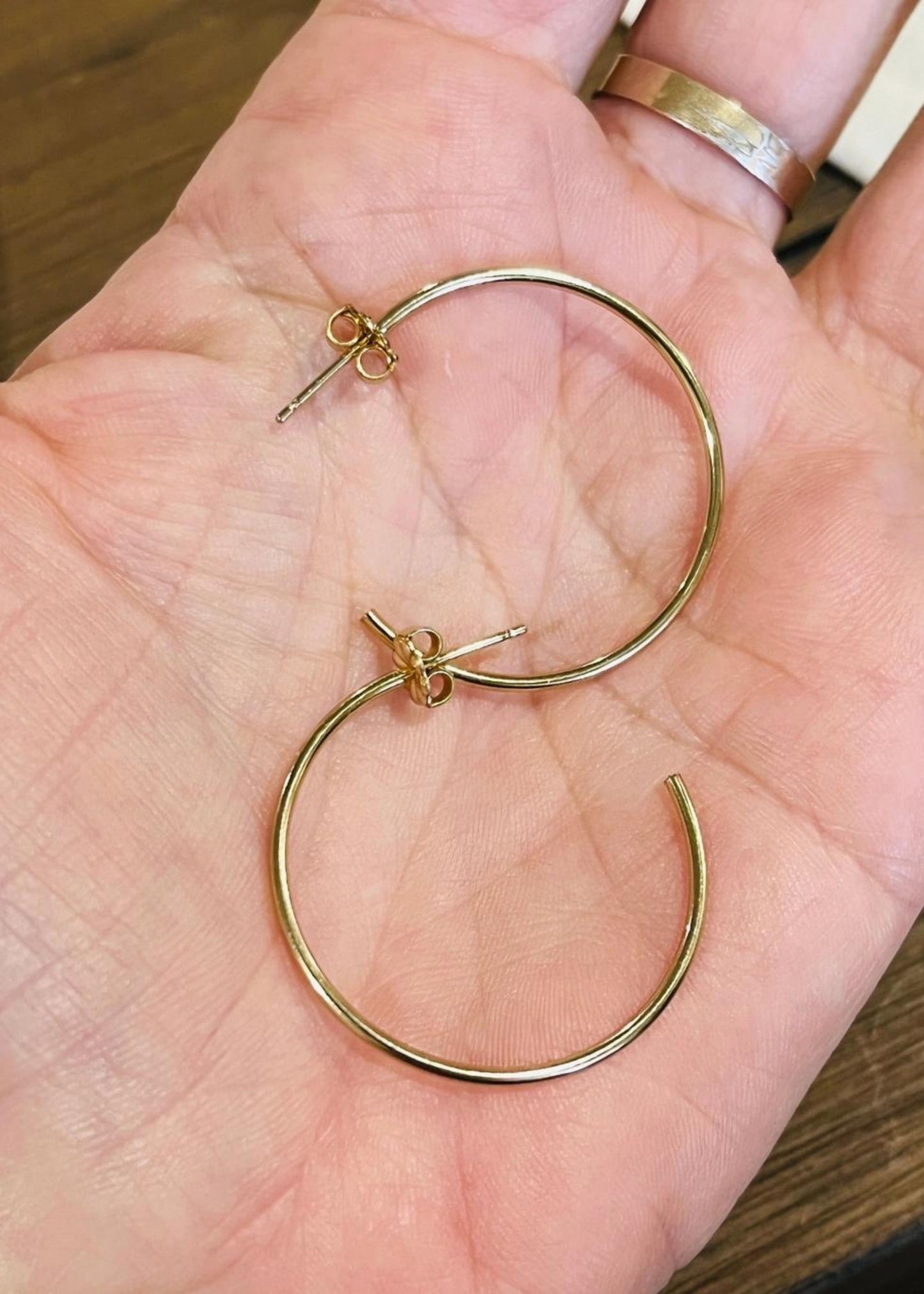Malia hoops