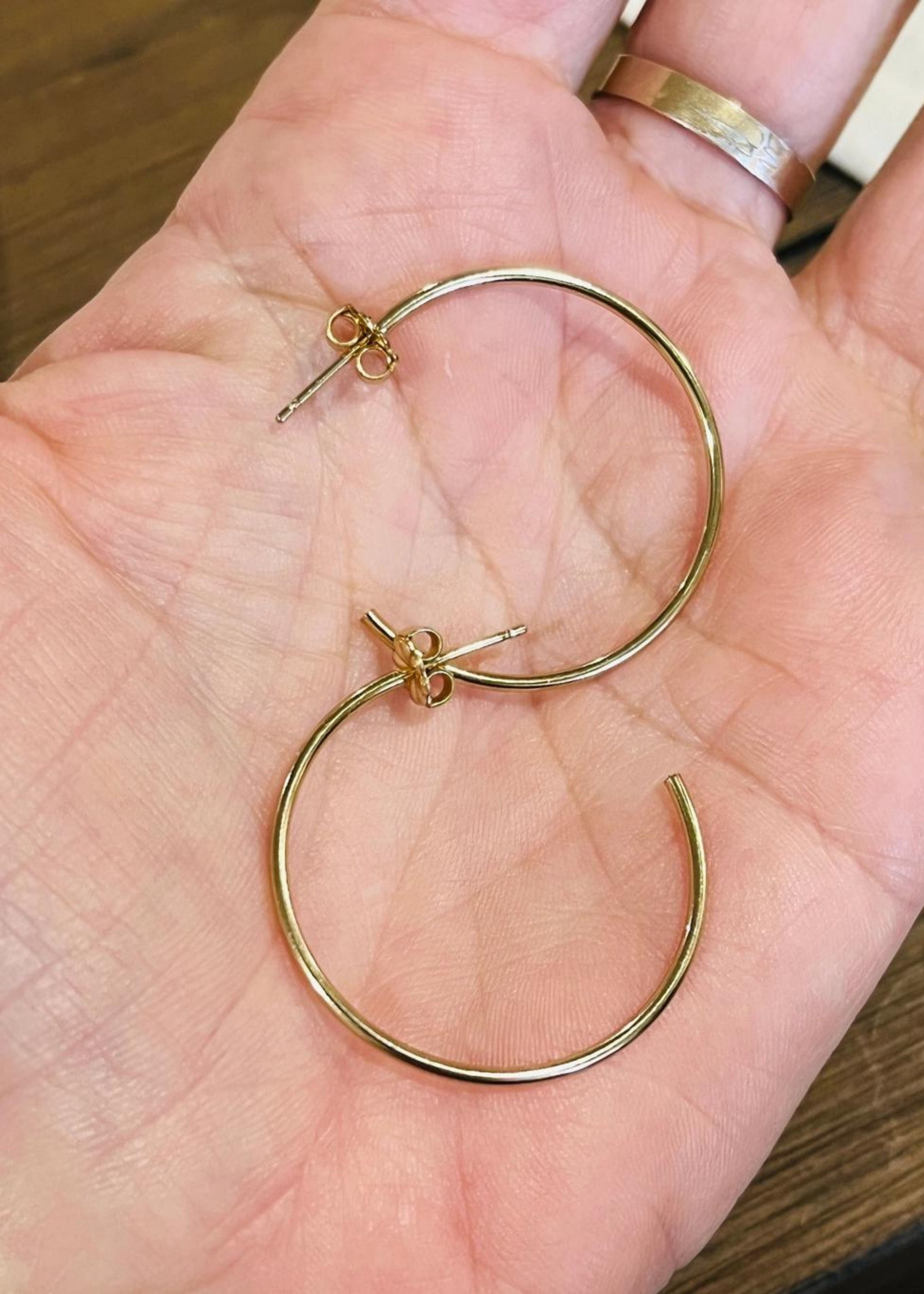Malia hoops