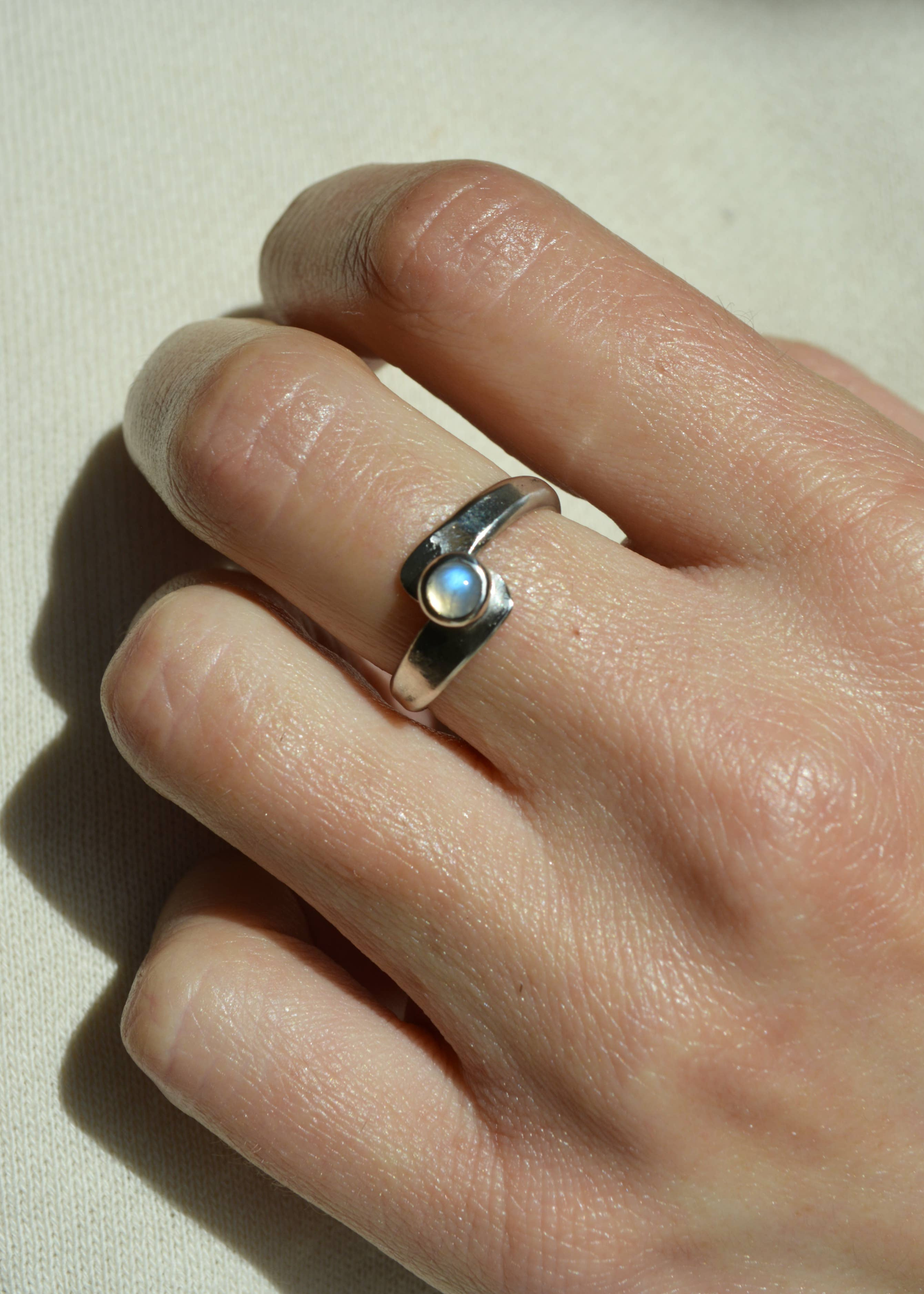 Silver moonstone ring
