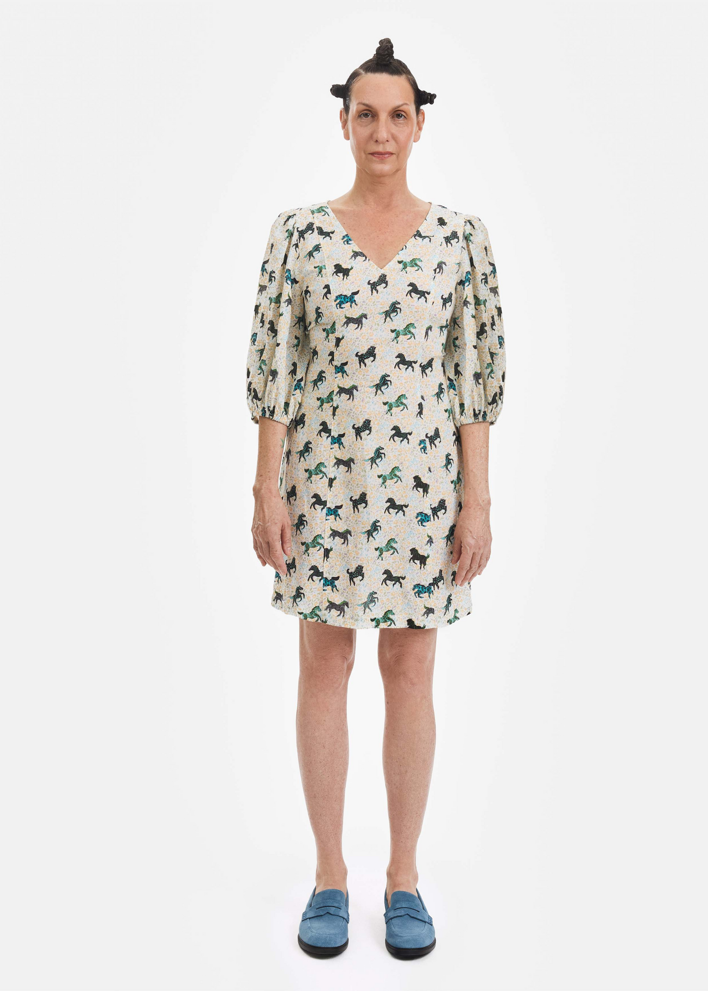 Linen puff sleeve with smocking