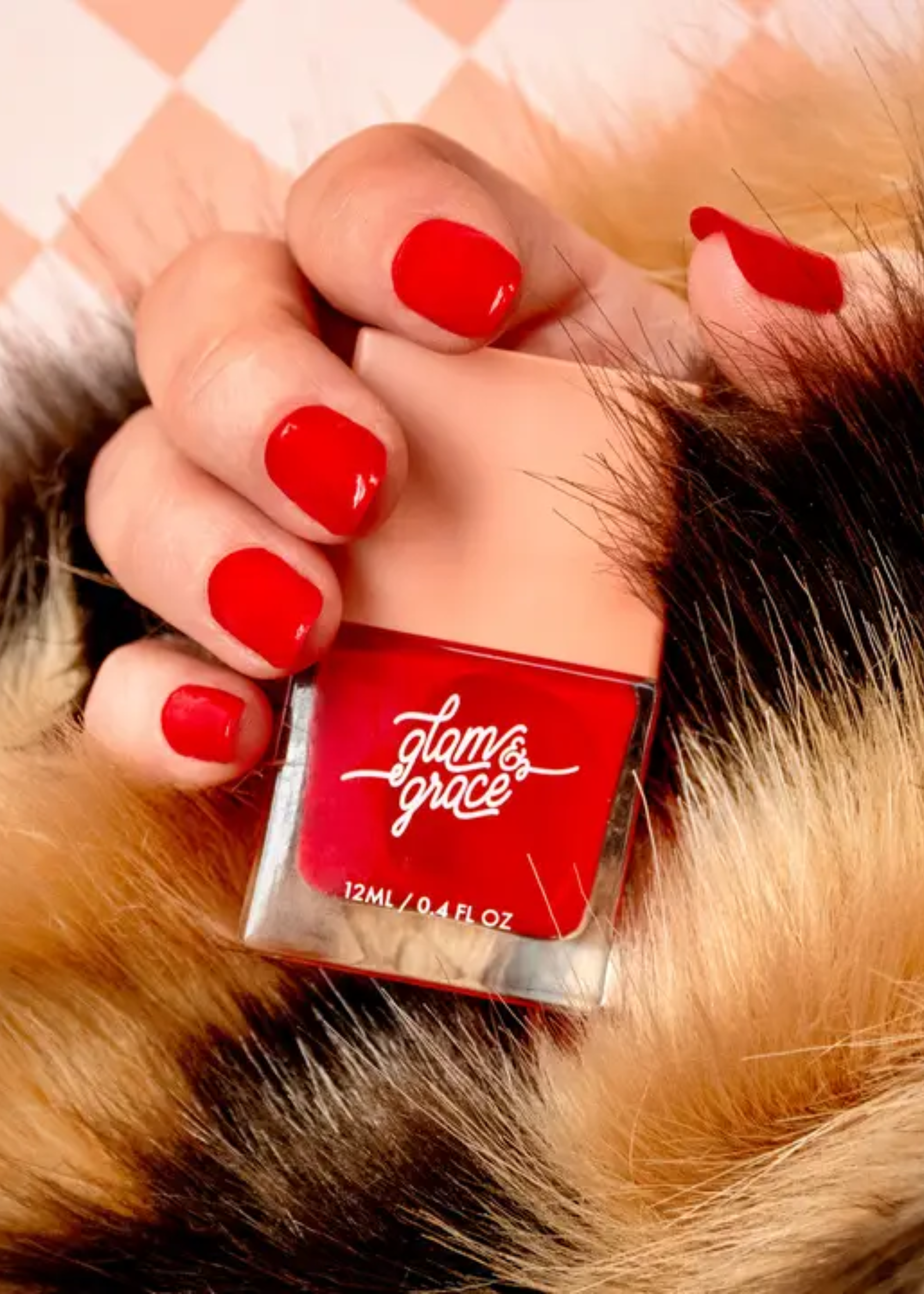 Nail polish, poppy