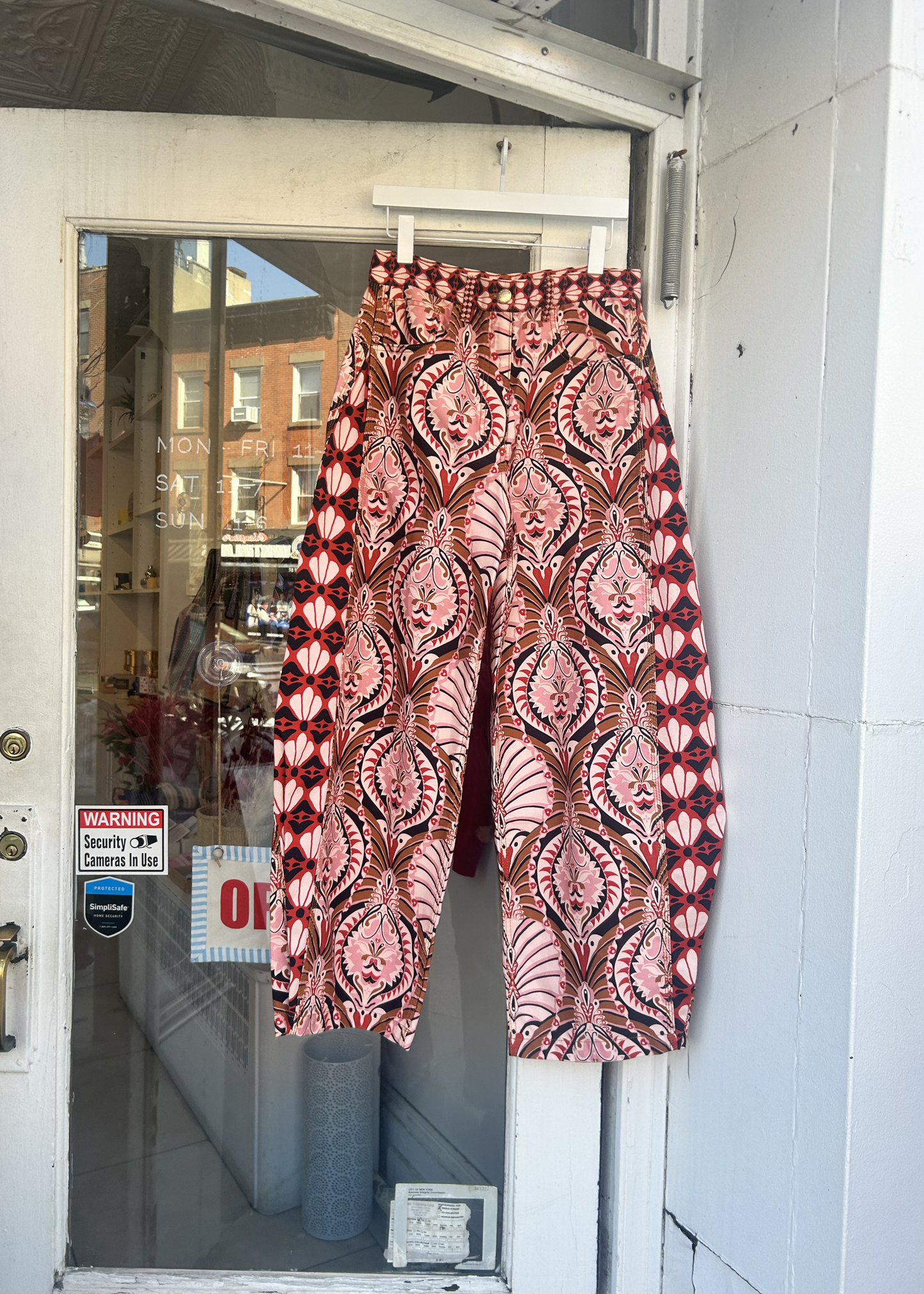 Farm Rio pants, printed