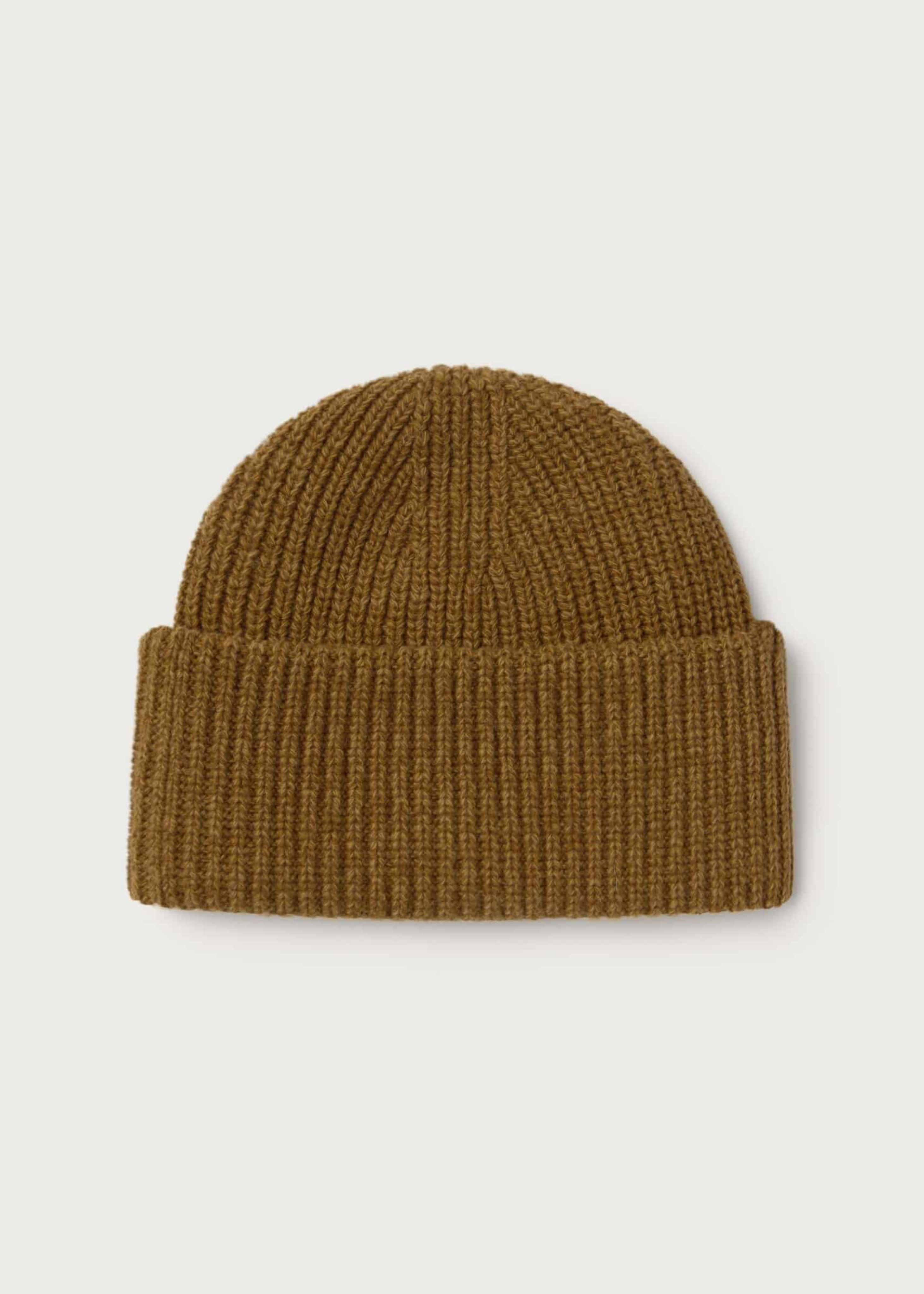 Brown ruby hat
