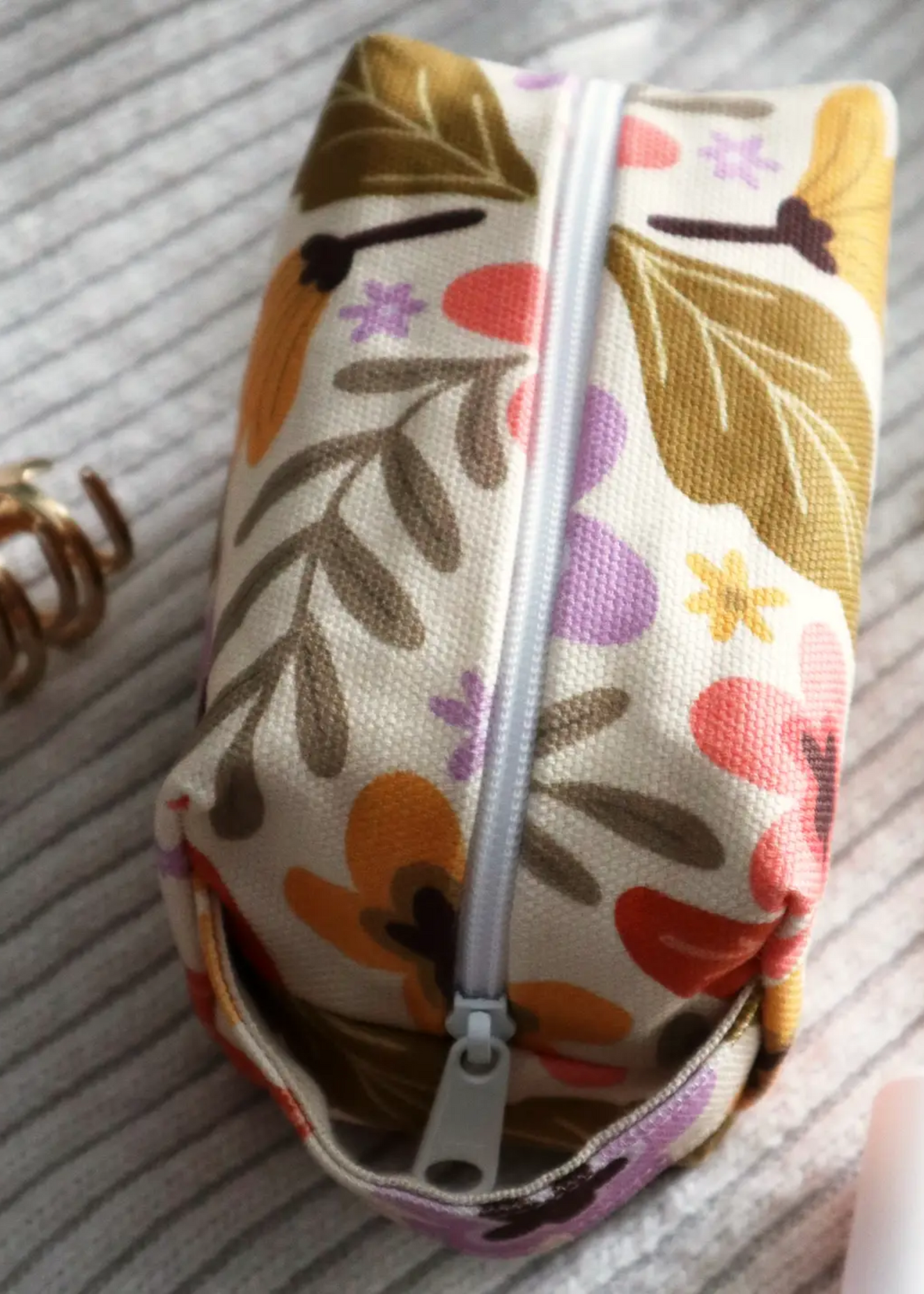 Makeup bag, mod floral