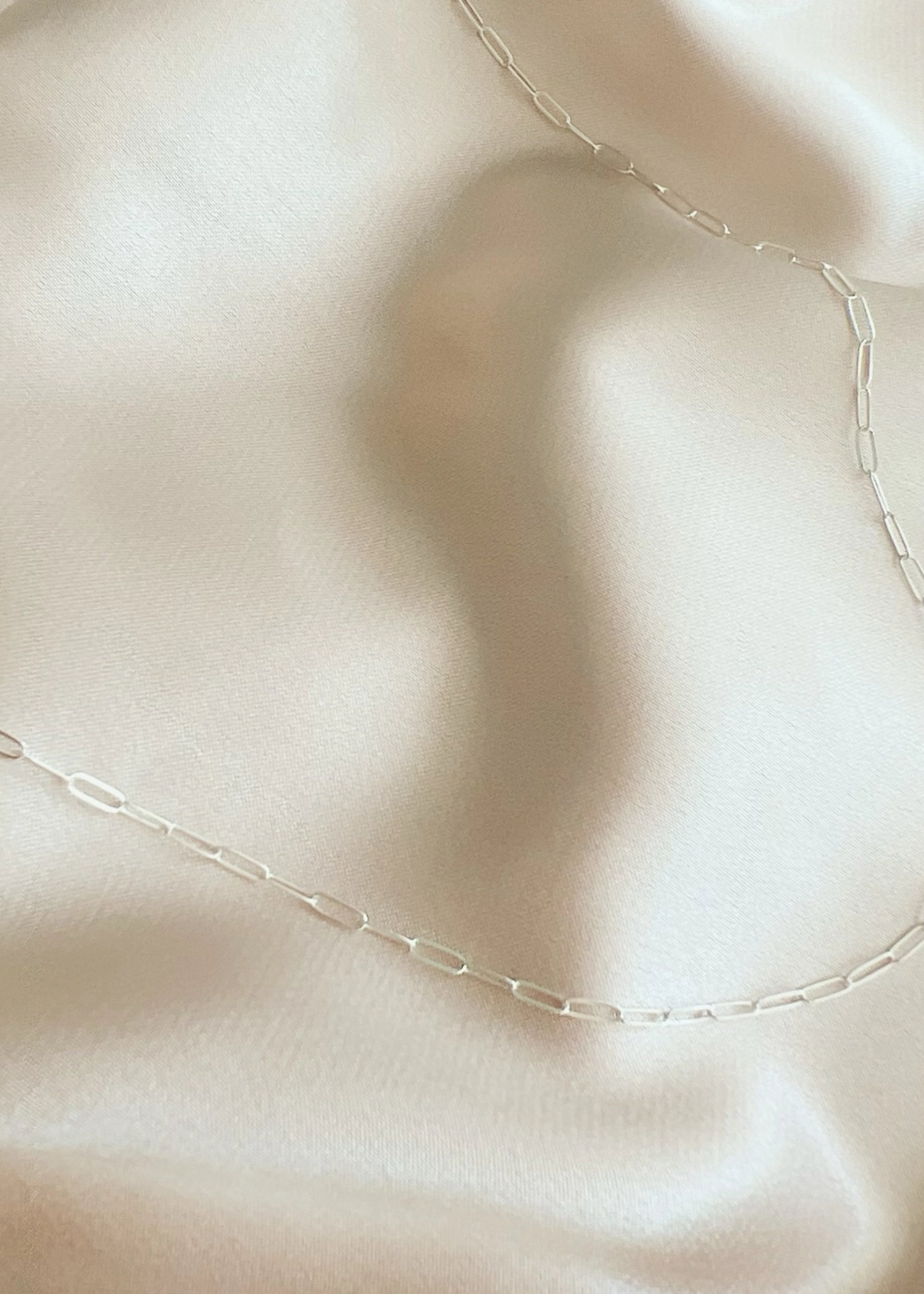 Rose paperclip chain, silver