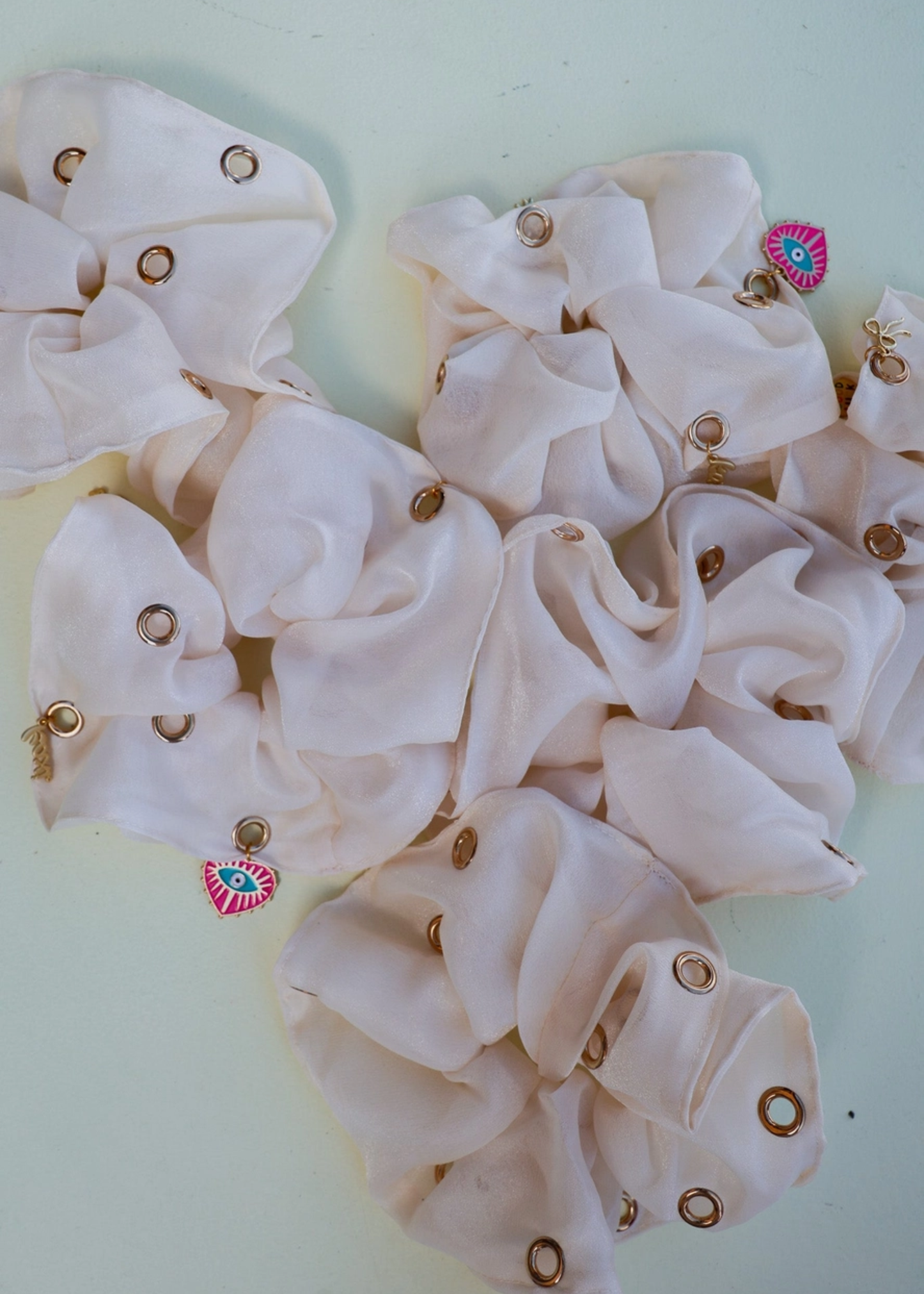 Grommet jumbo scrunchie