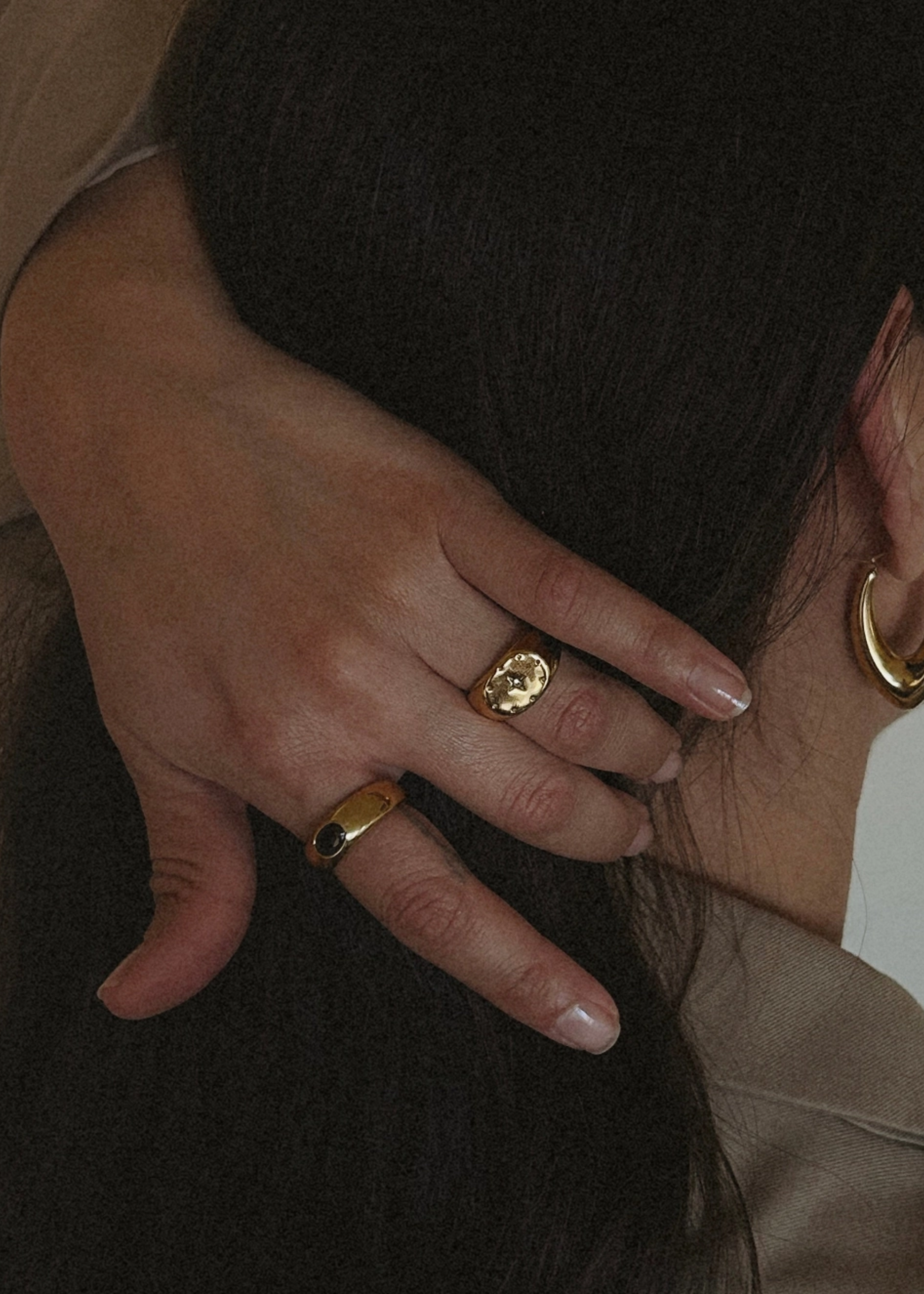 Starlet signet ring