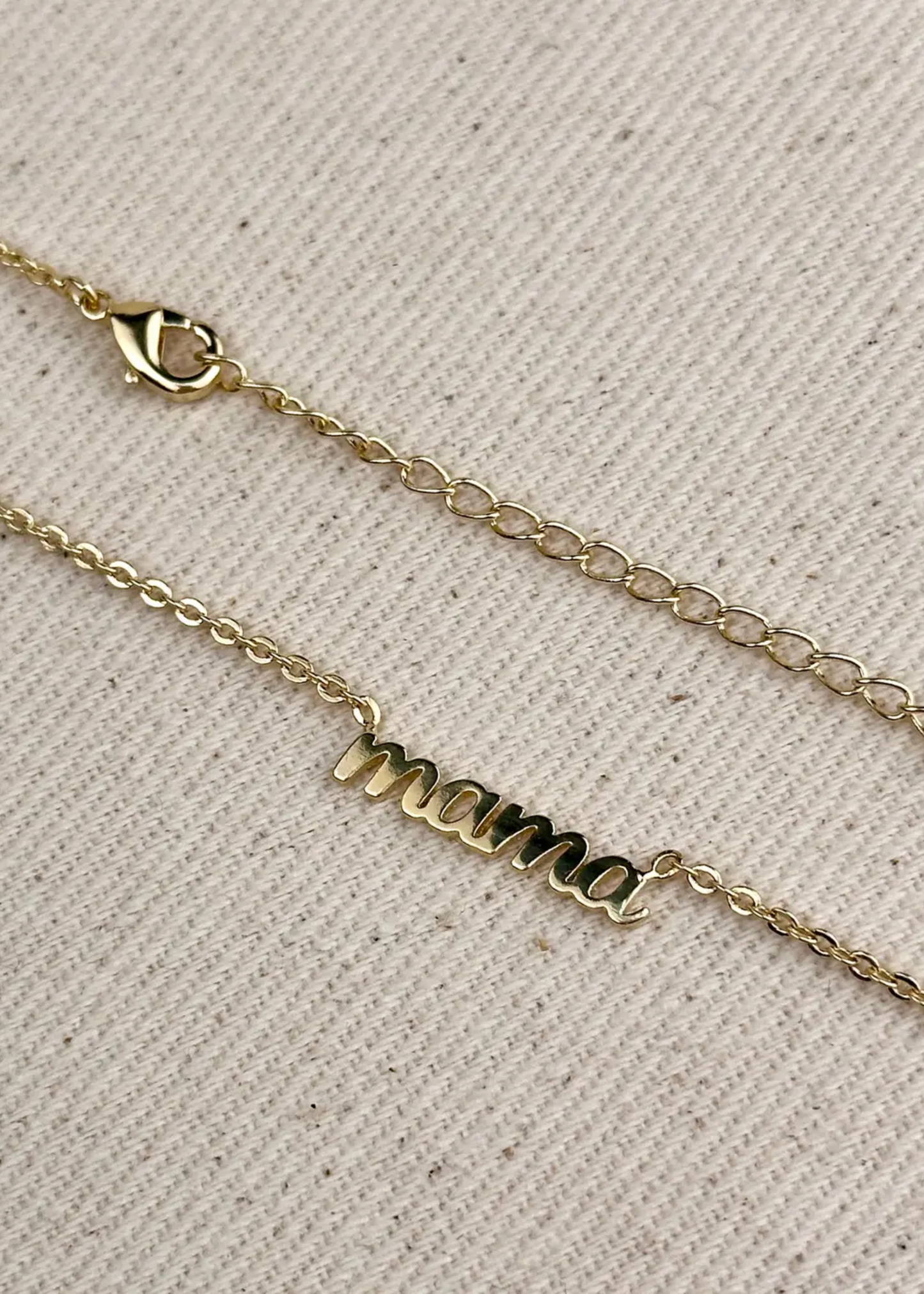 Mama necklace