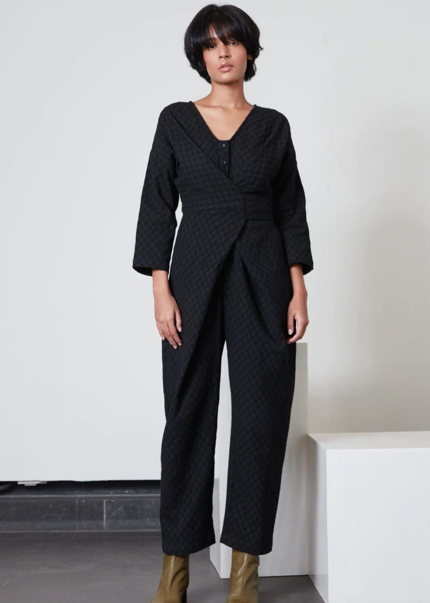 Venus wrap jumper, black