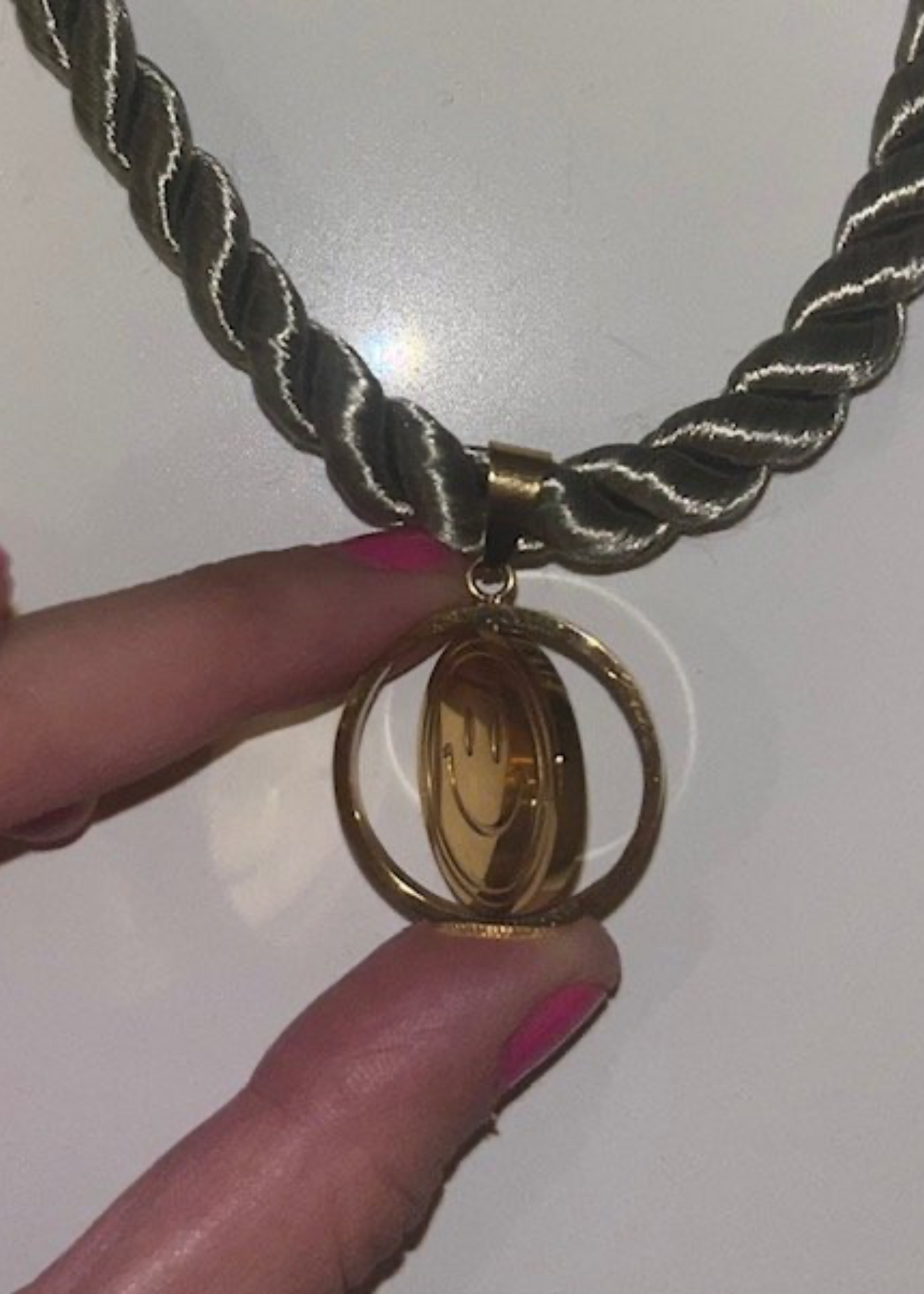 Feelings necklace, silk cord