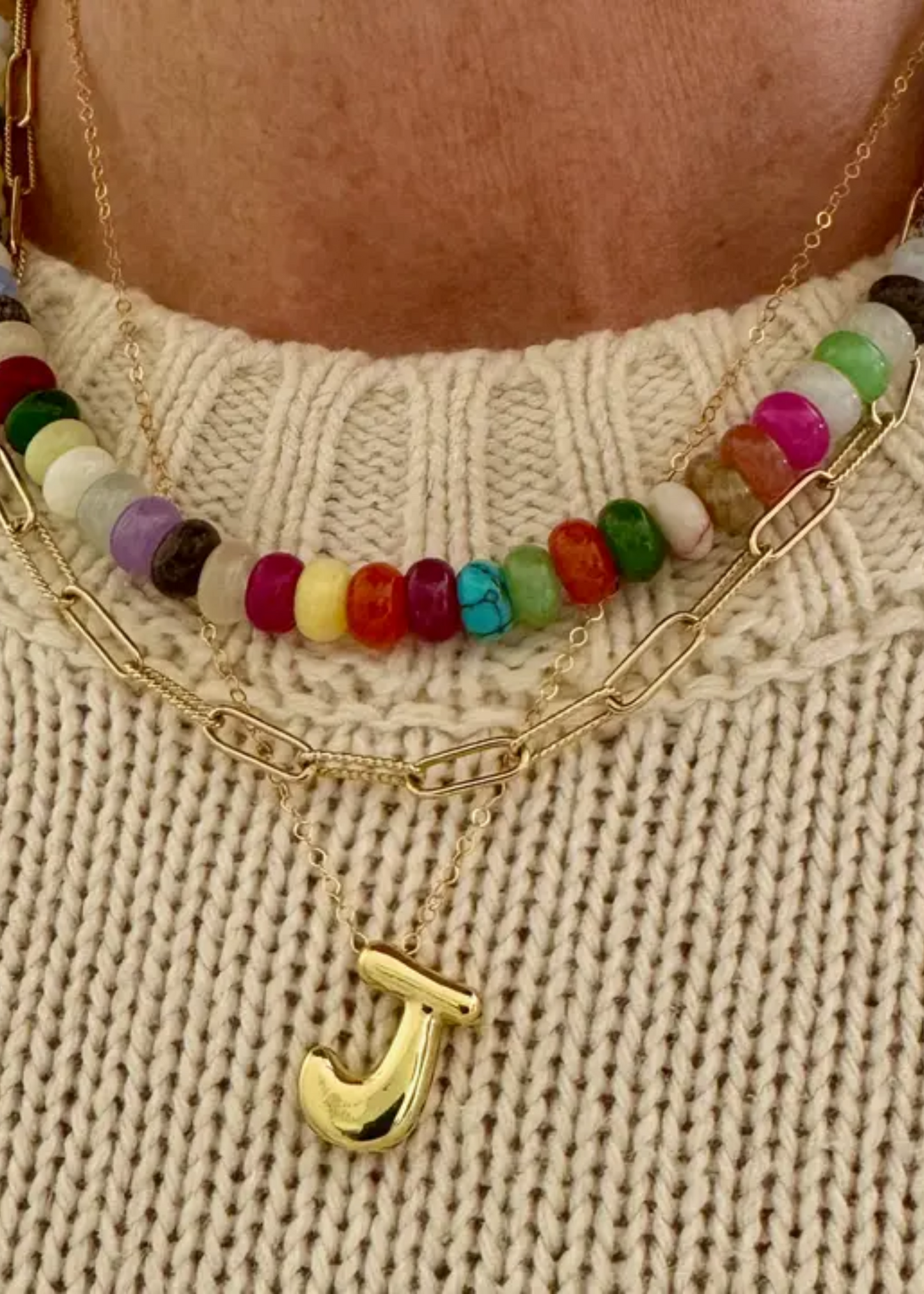 Bubble wavy letter necklace