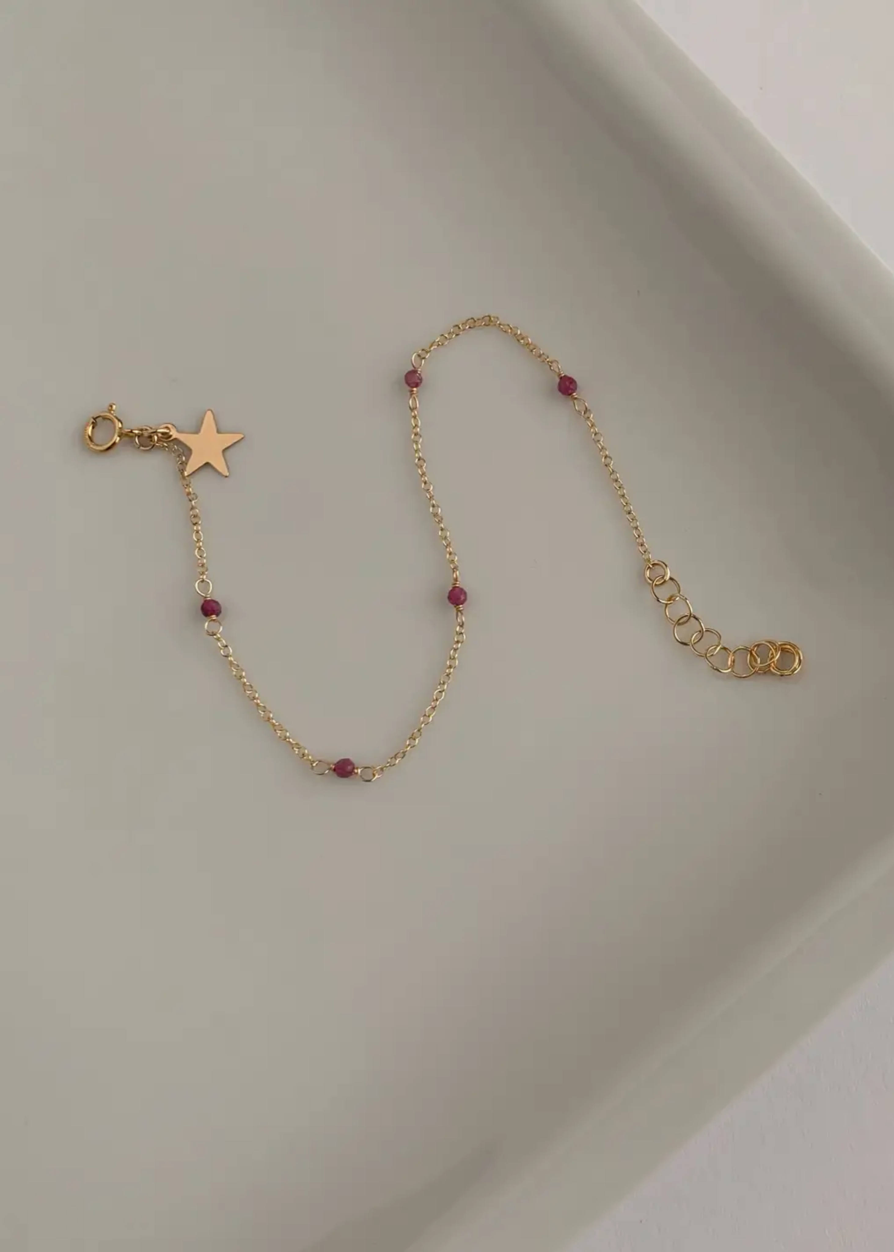 Lluvia bracelet, ruby