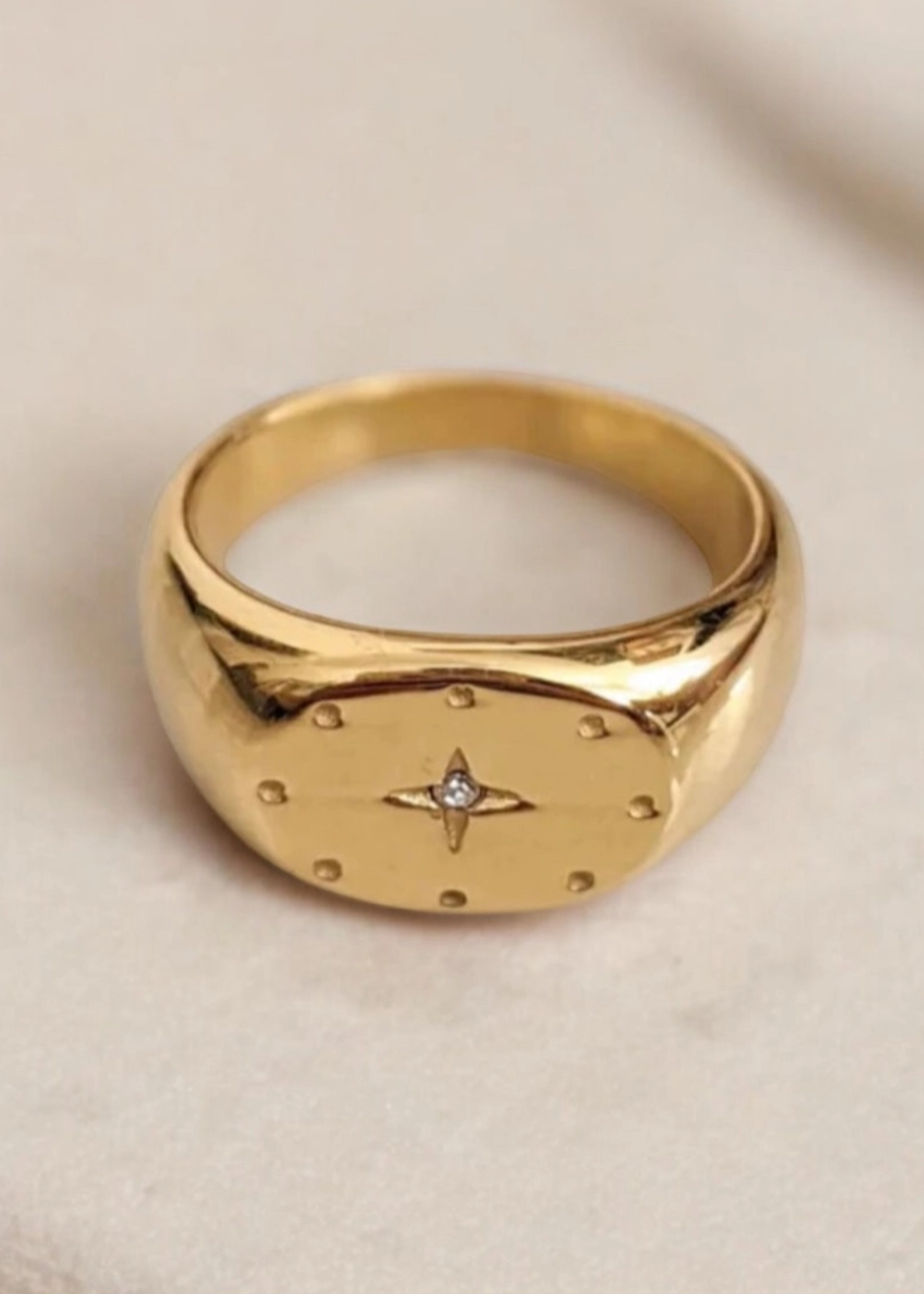 Starlet signet ring