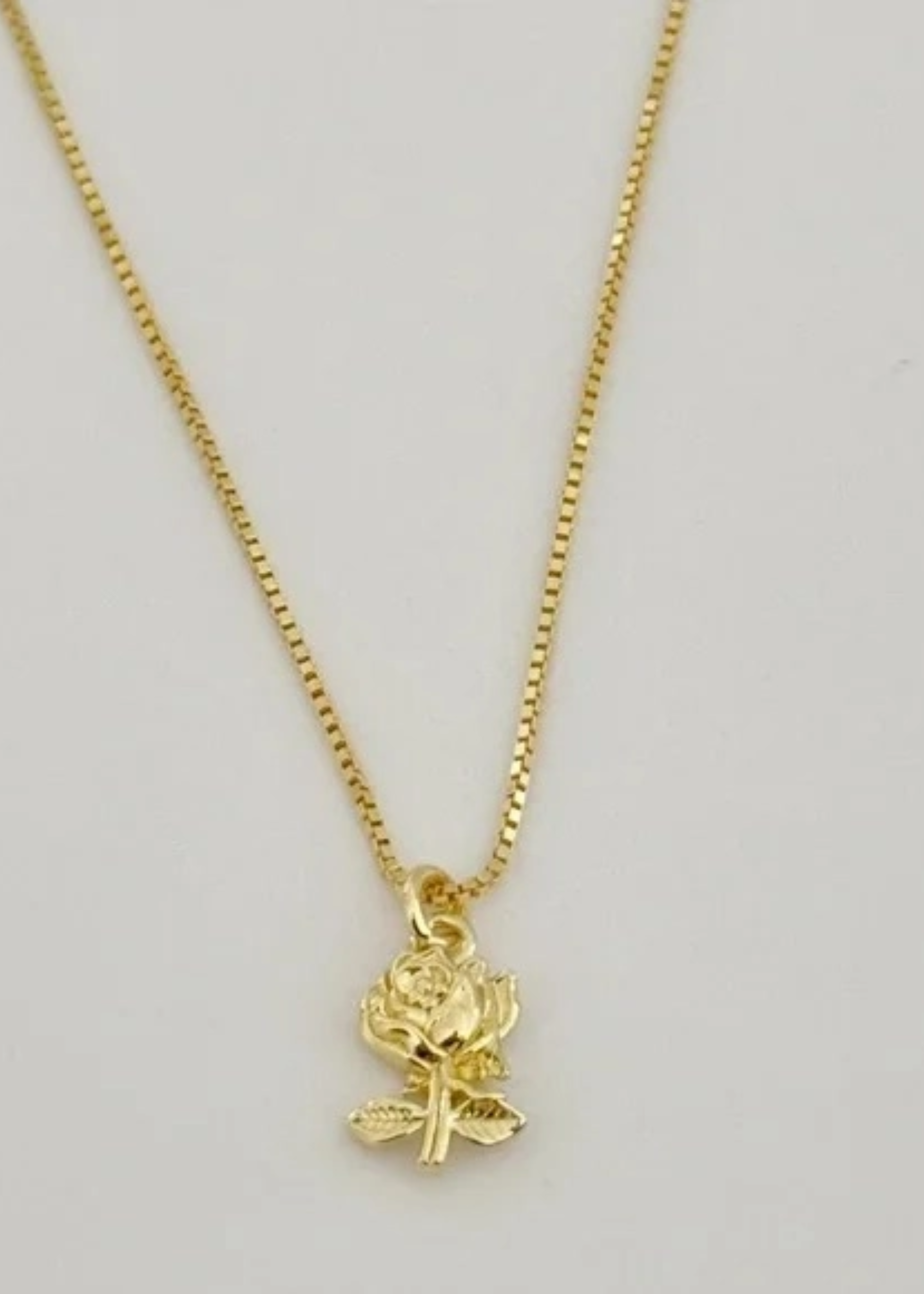 Doria rose necklace