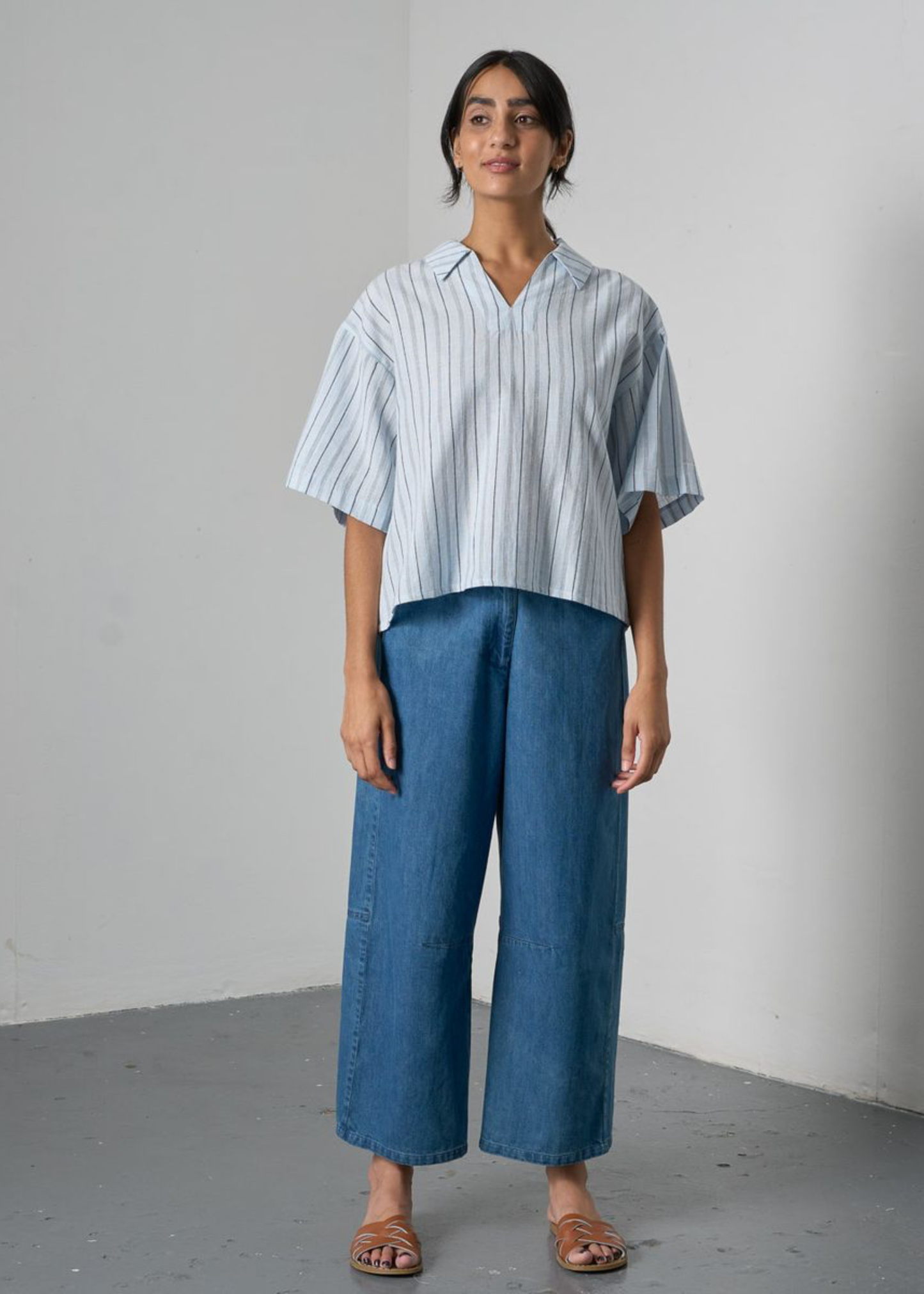 Alicia barrel leg trousers