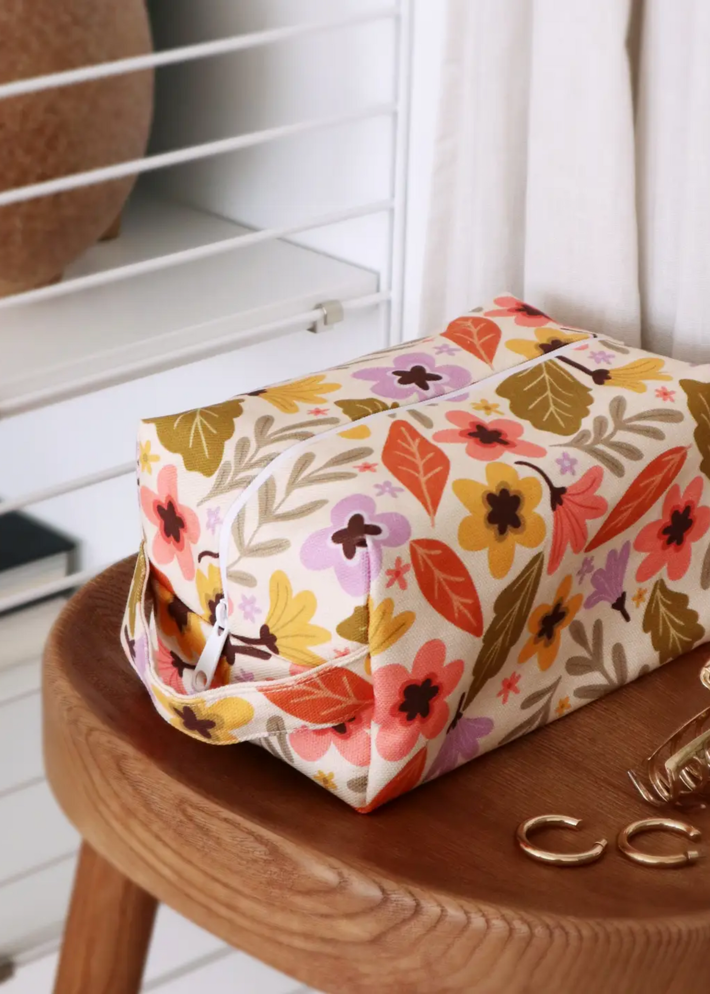 Makeup bag, mod floral