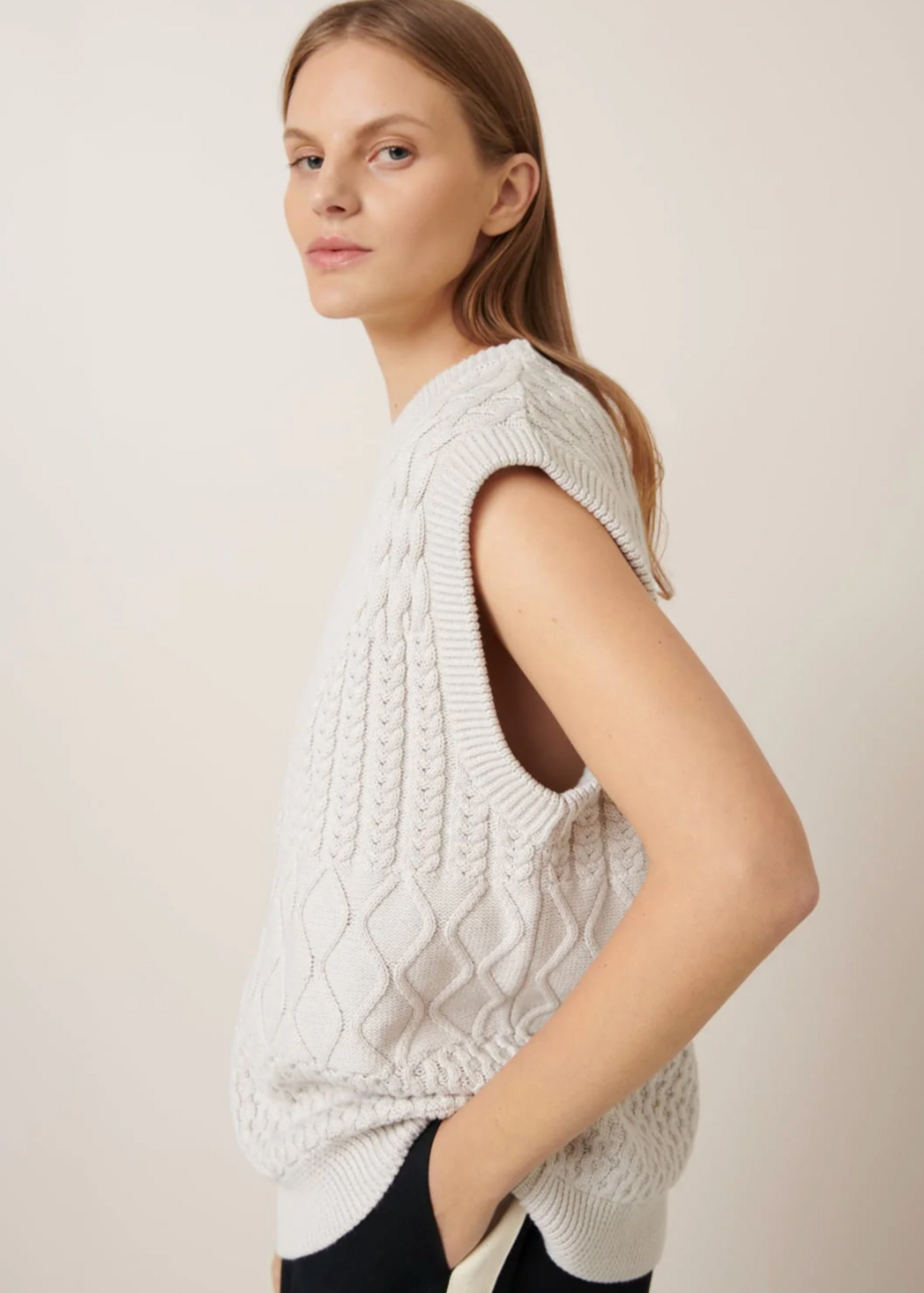 Aran vest, oat