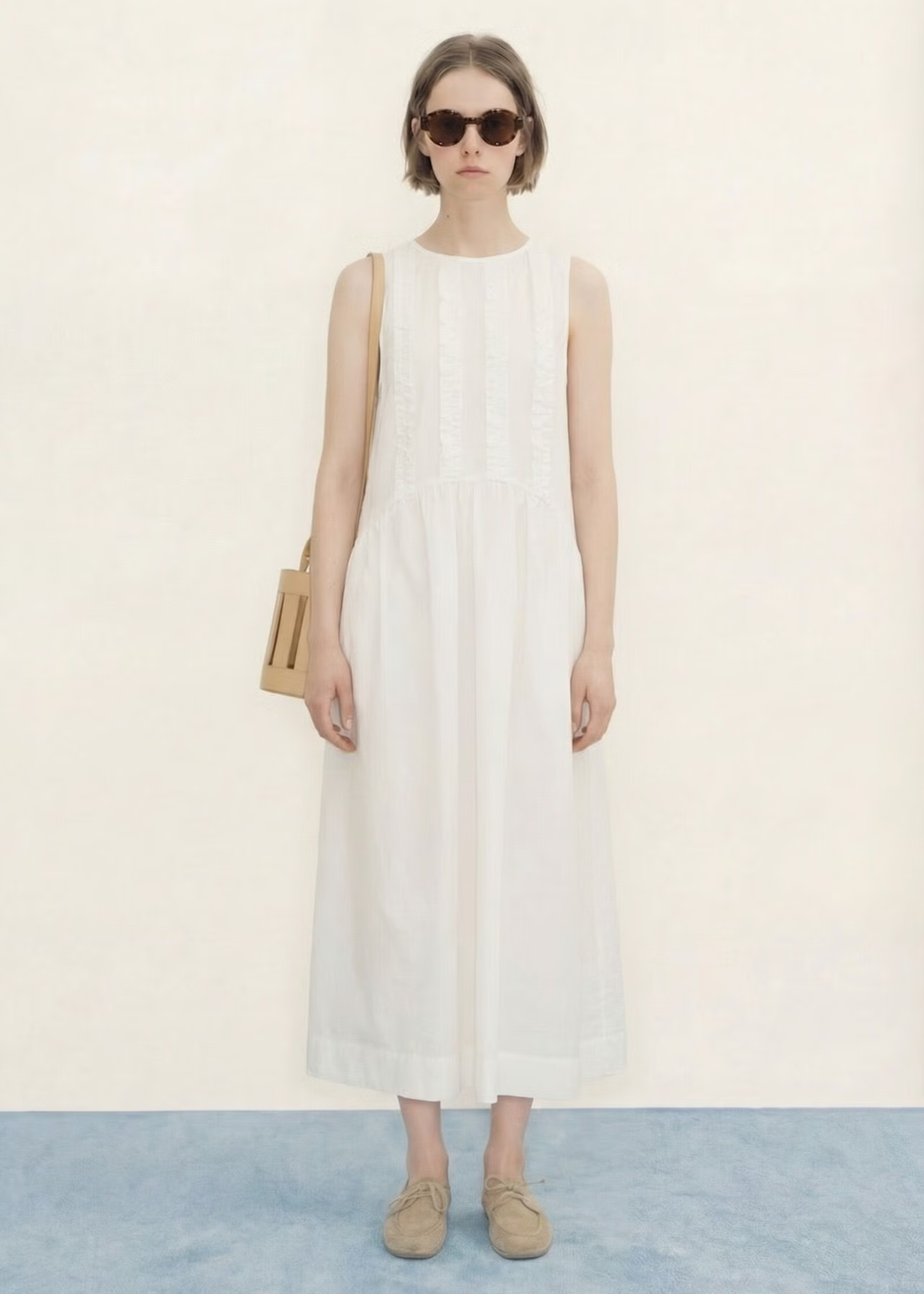 Low back frills dress