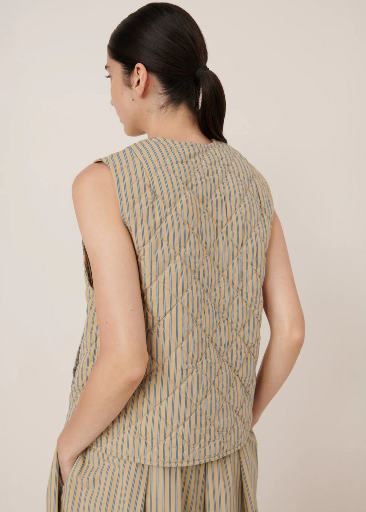Axis vest, double pinstripe