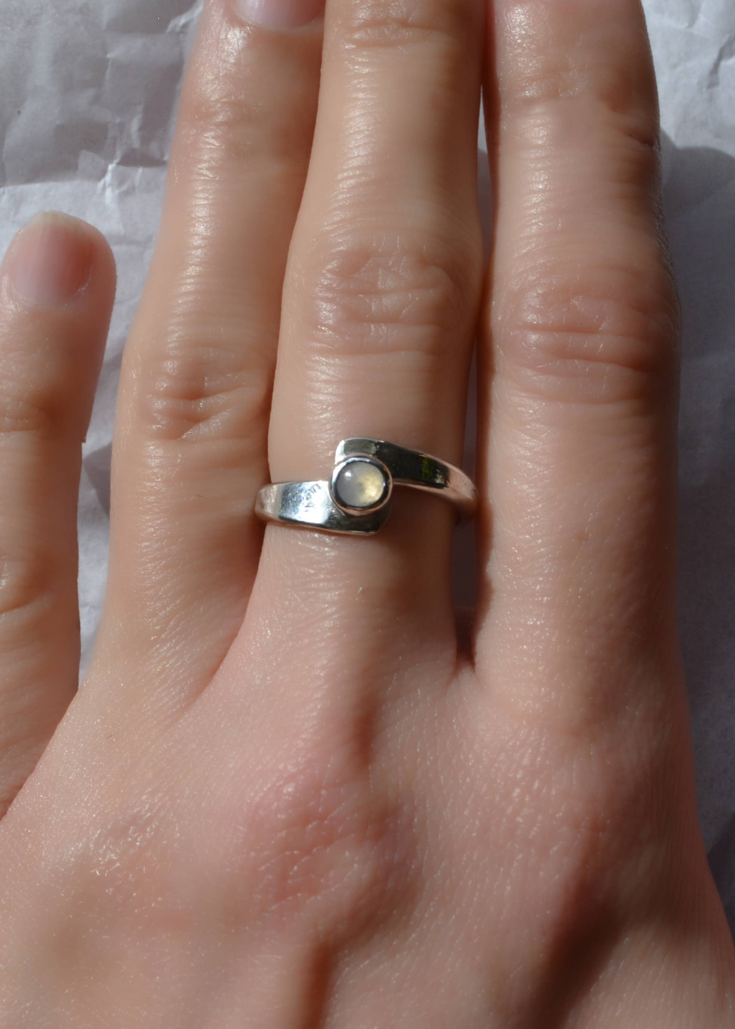 Silver moonstone ring