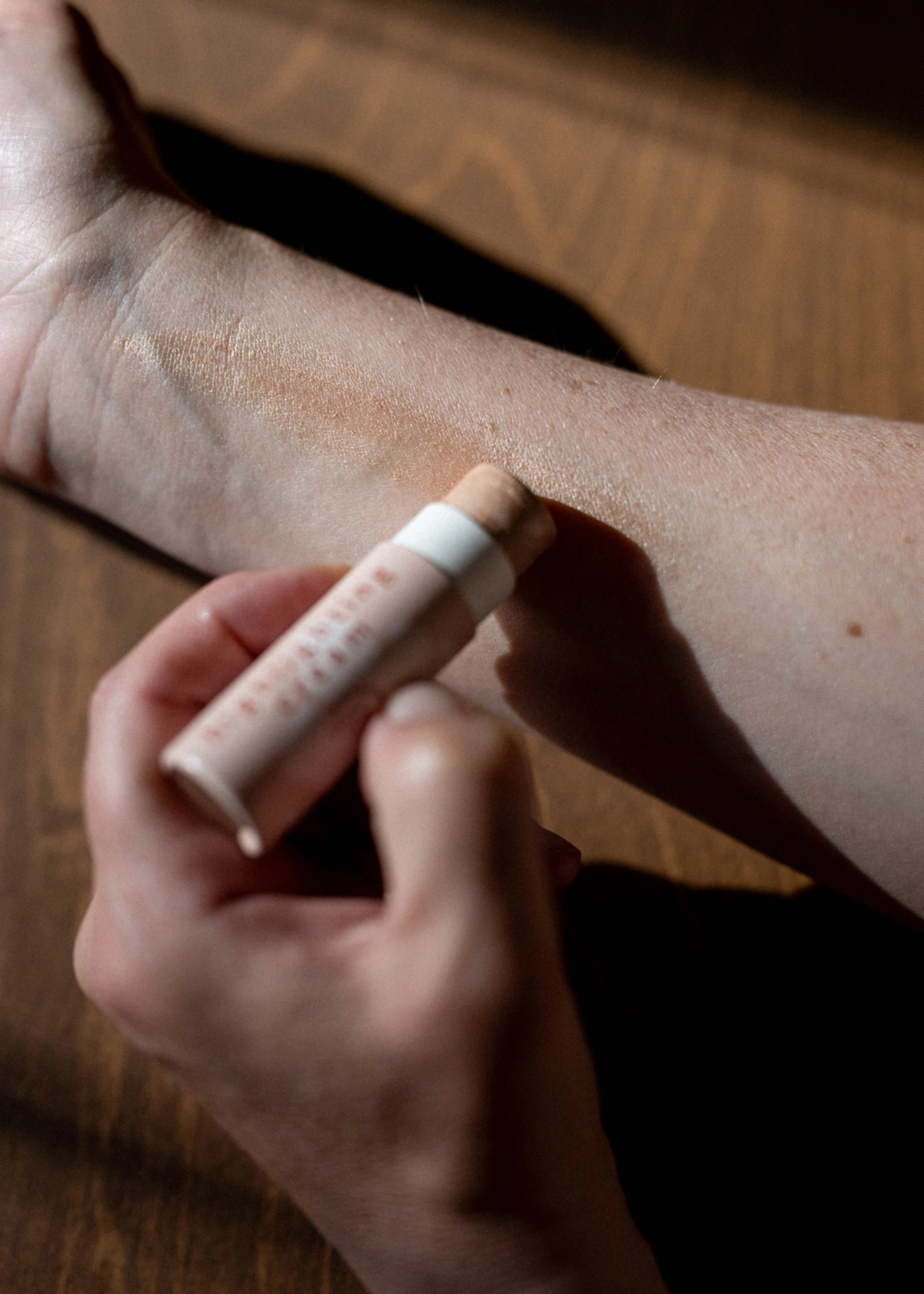 Creamy highlighting stick