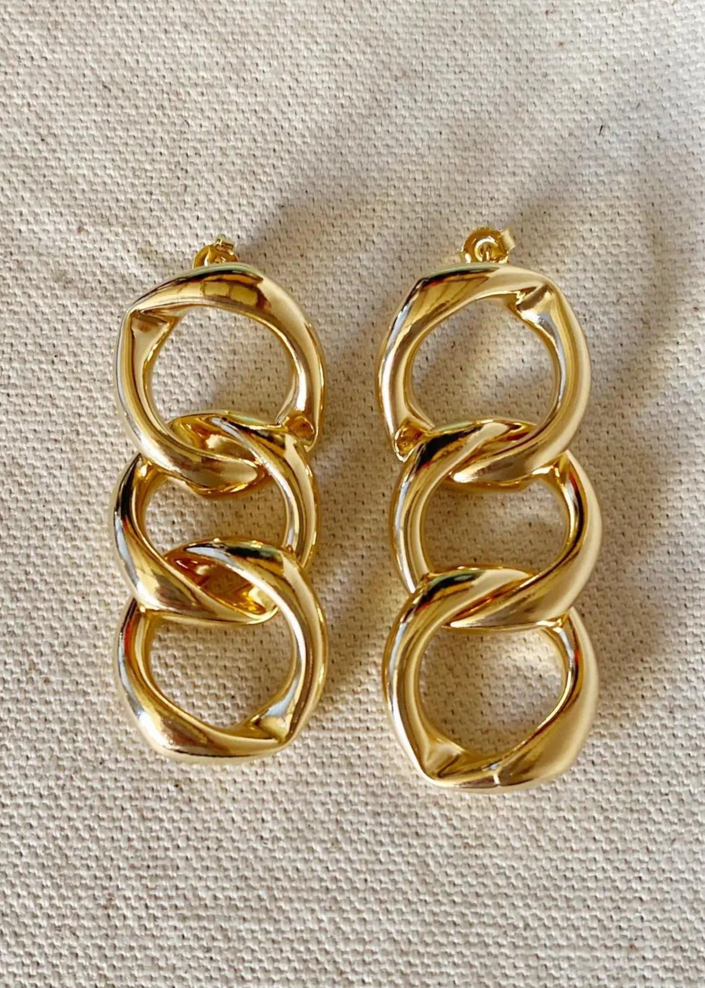 Le lien earrings